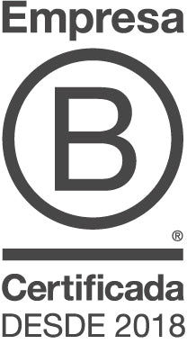 Sello oficial B Corp de la marca Ecoalf en blanco y negro, certificación de empresa sostenible obtenida desde 2018.