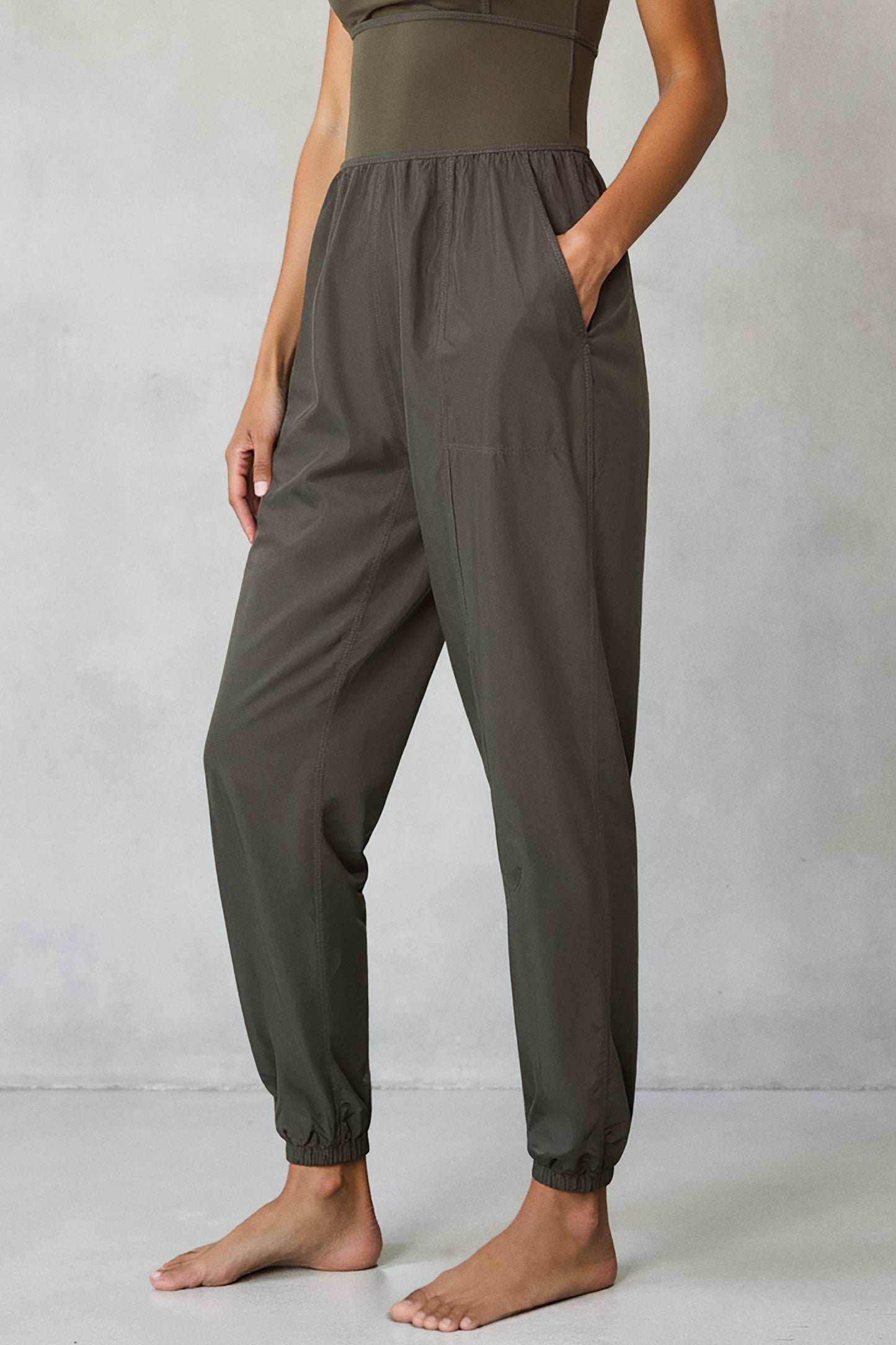 GREEN JUMPSUIT CHRYS