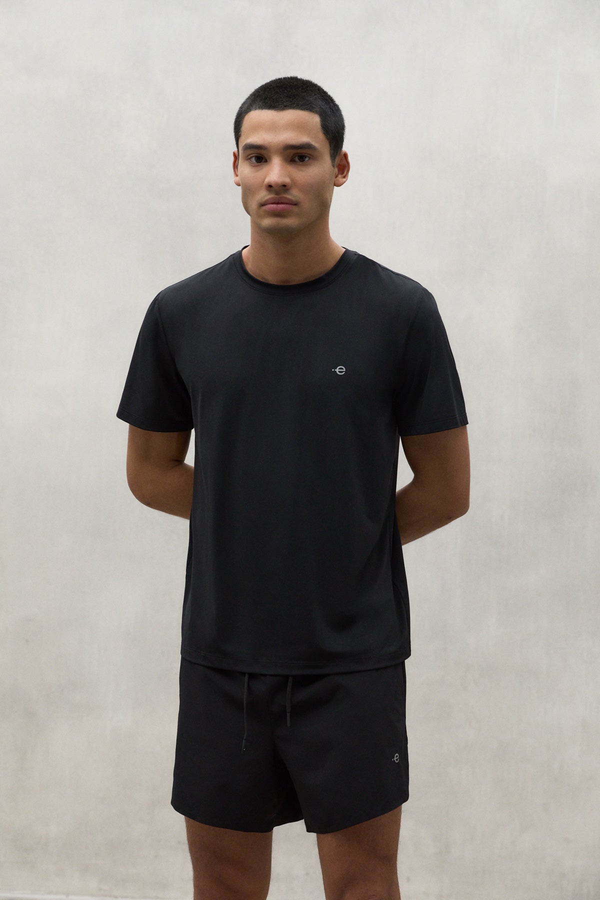 CAMISETA ZURICH NEGRA