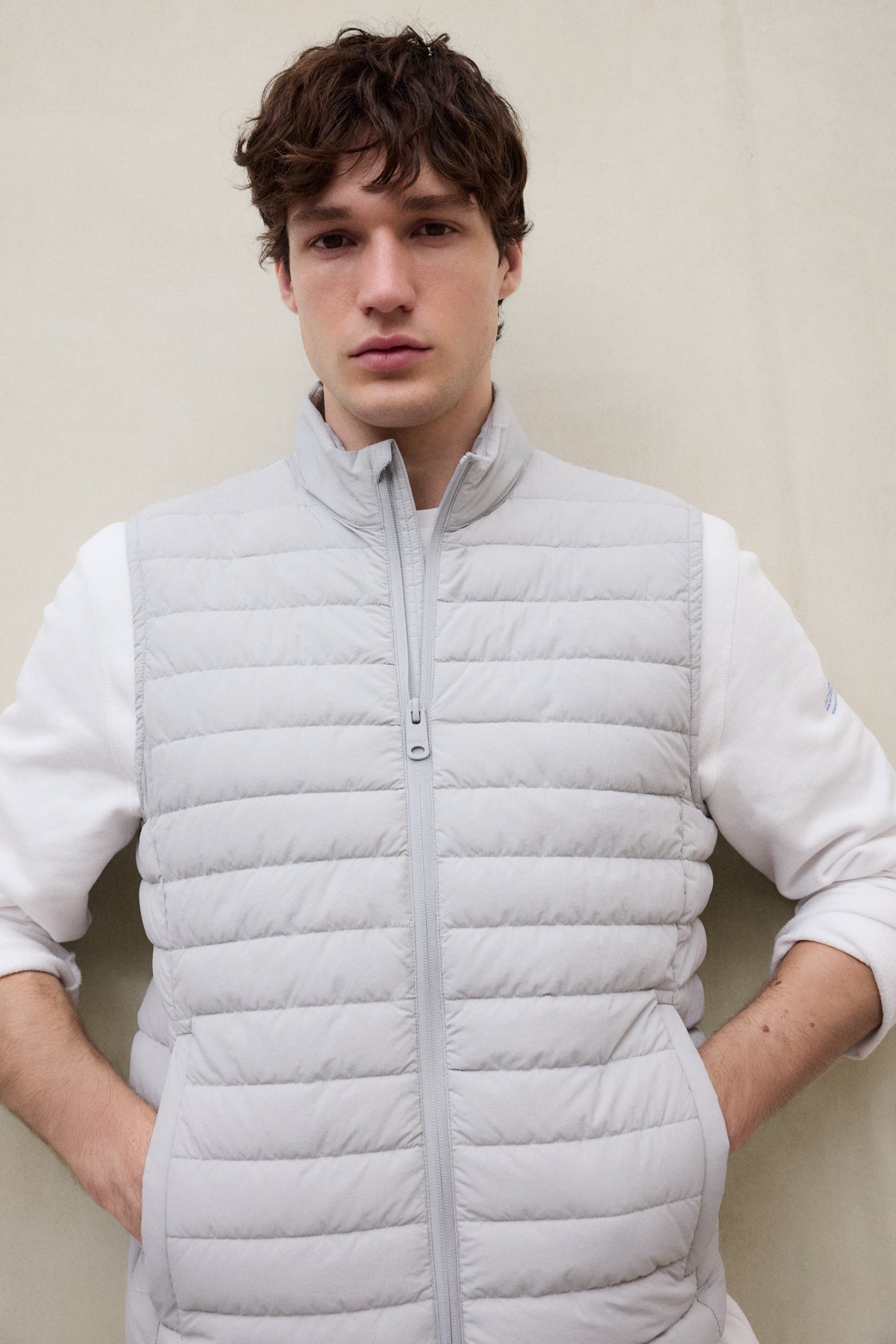 CHALECO BELS GRIS