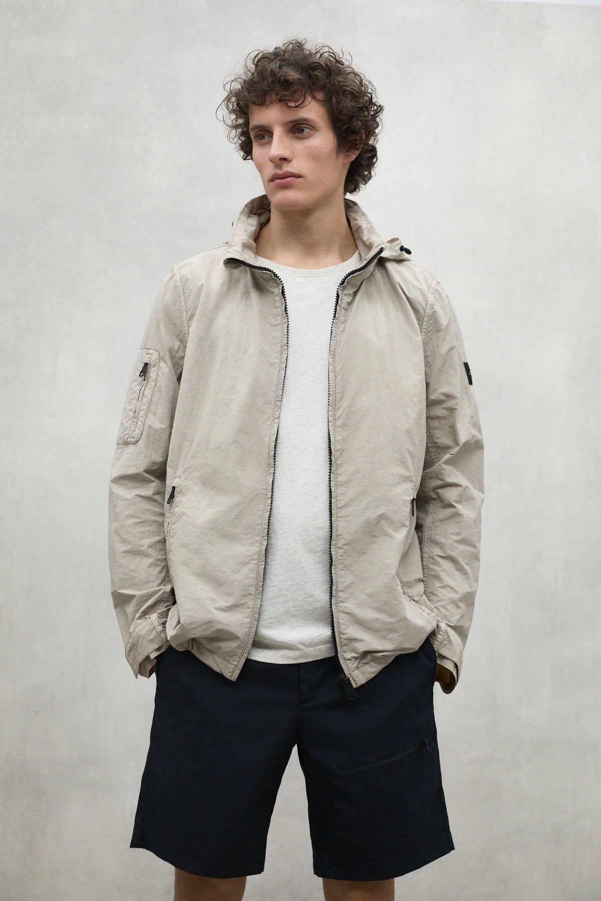 JACKE RIGI BEIGE