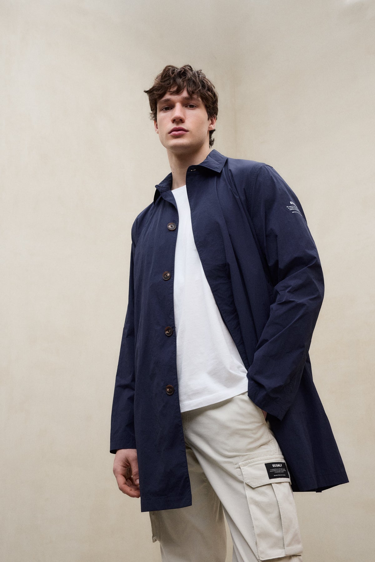 NAVY BLUE PACKABLE VESTAL TRENCH COAT