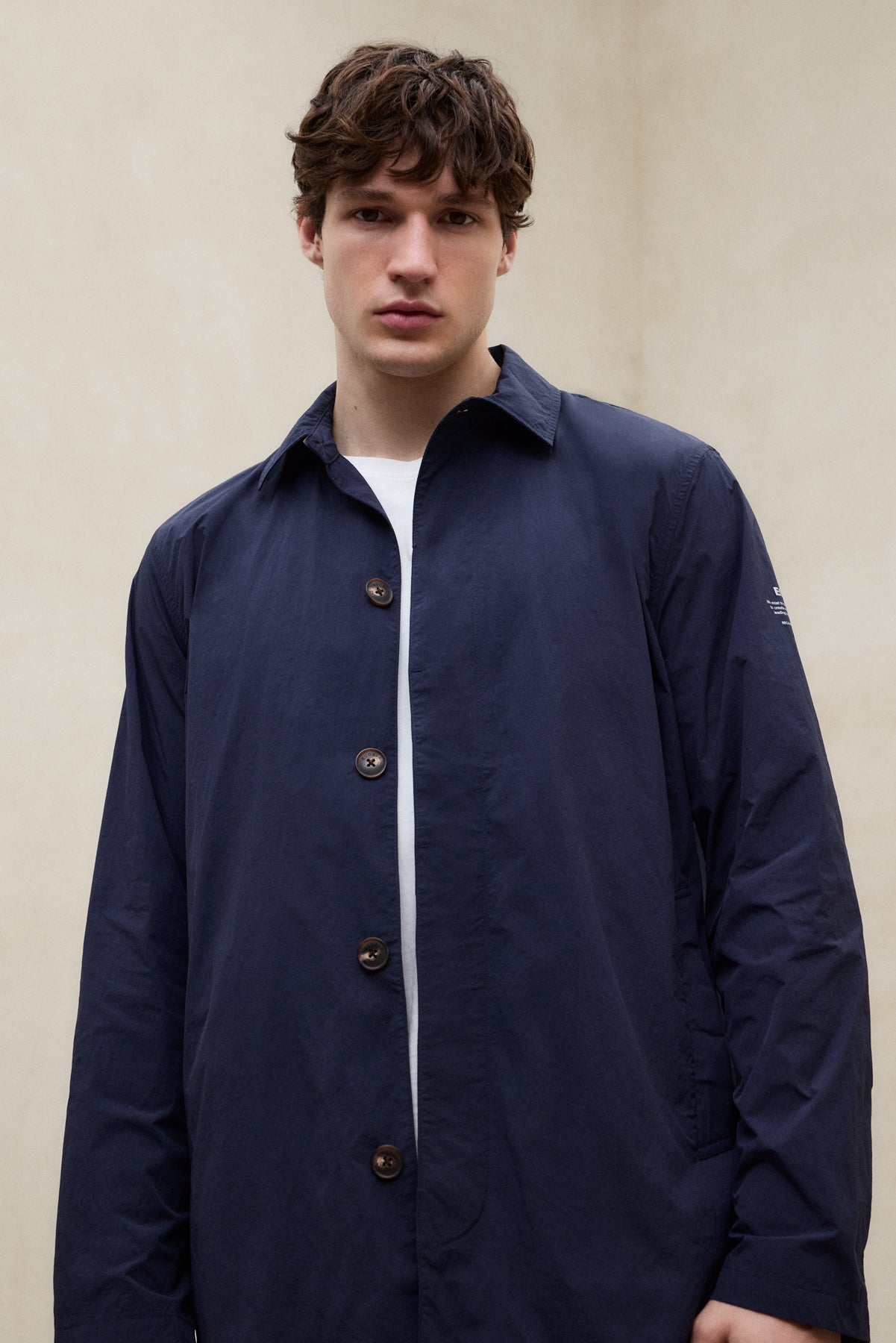 GABARDINA PACKABLE VESTAL AZUL MARINO