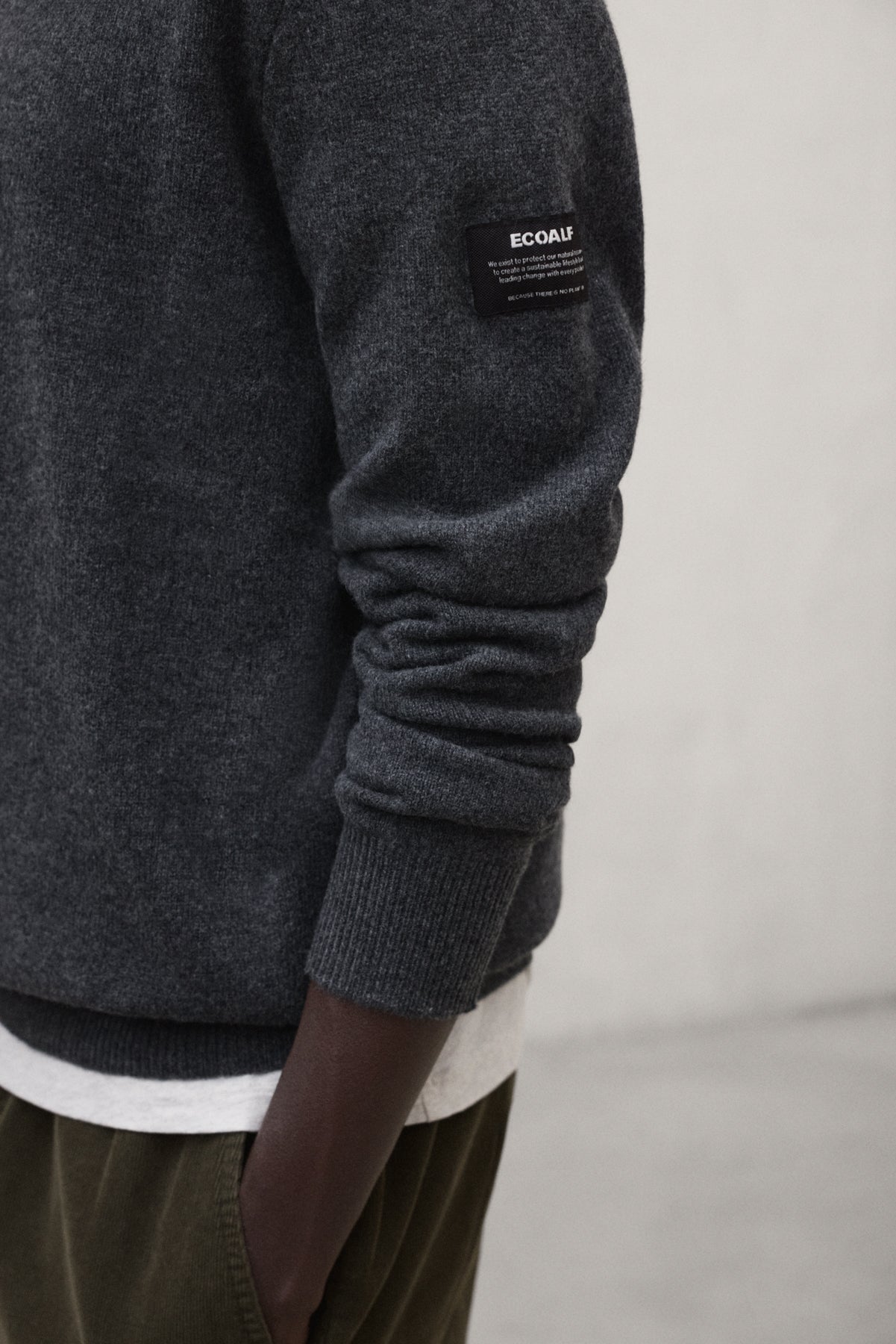 PULLOVER LAGUNA DUNKELGRAU MIT ETIKETT