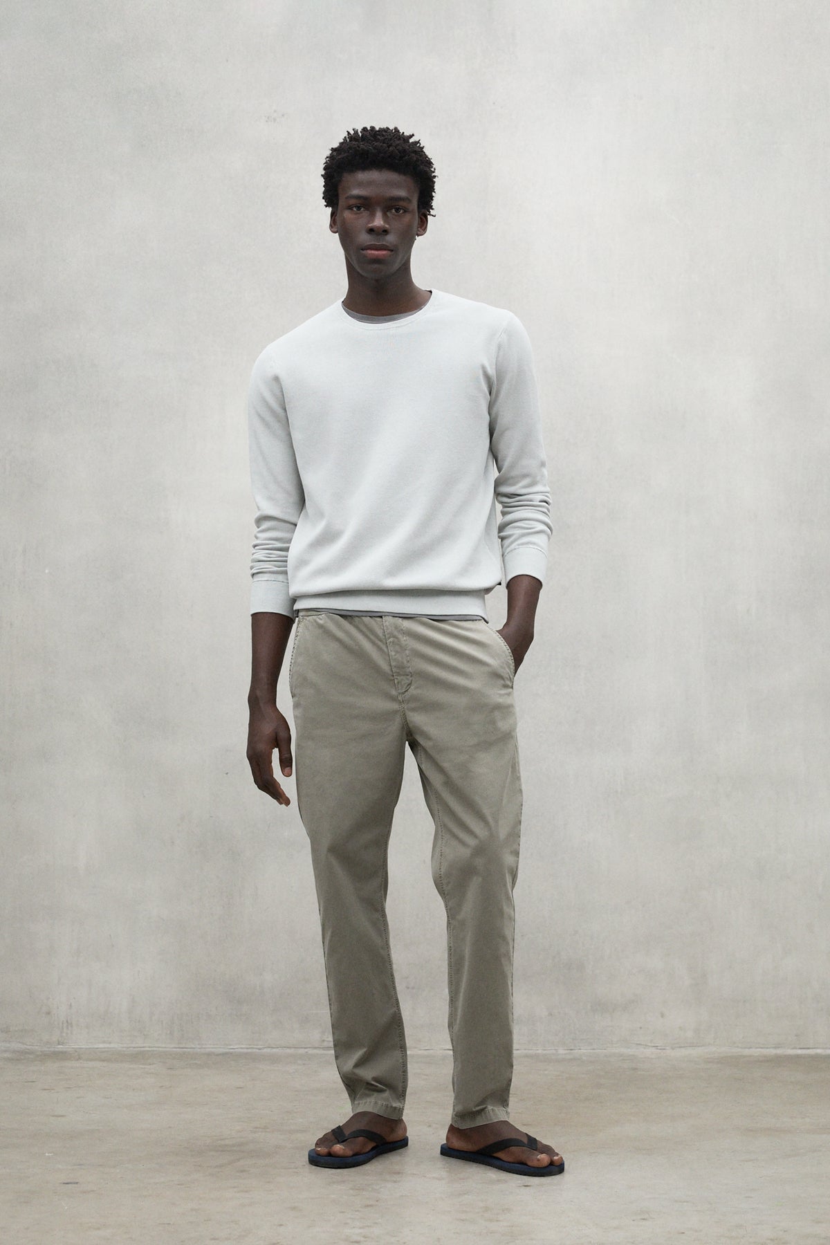 LIGHT GREY MANZANO SWEATER