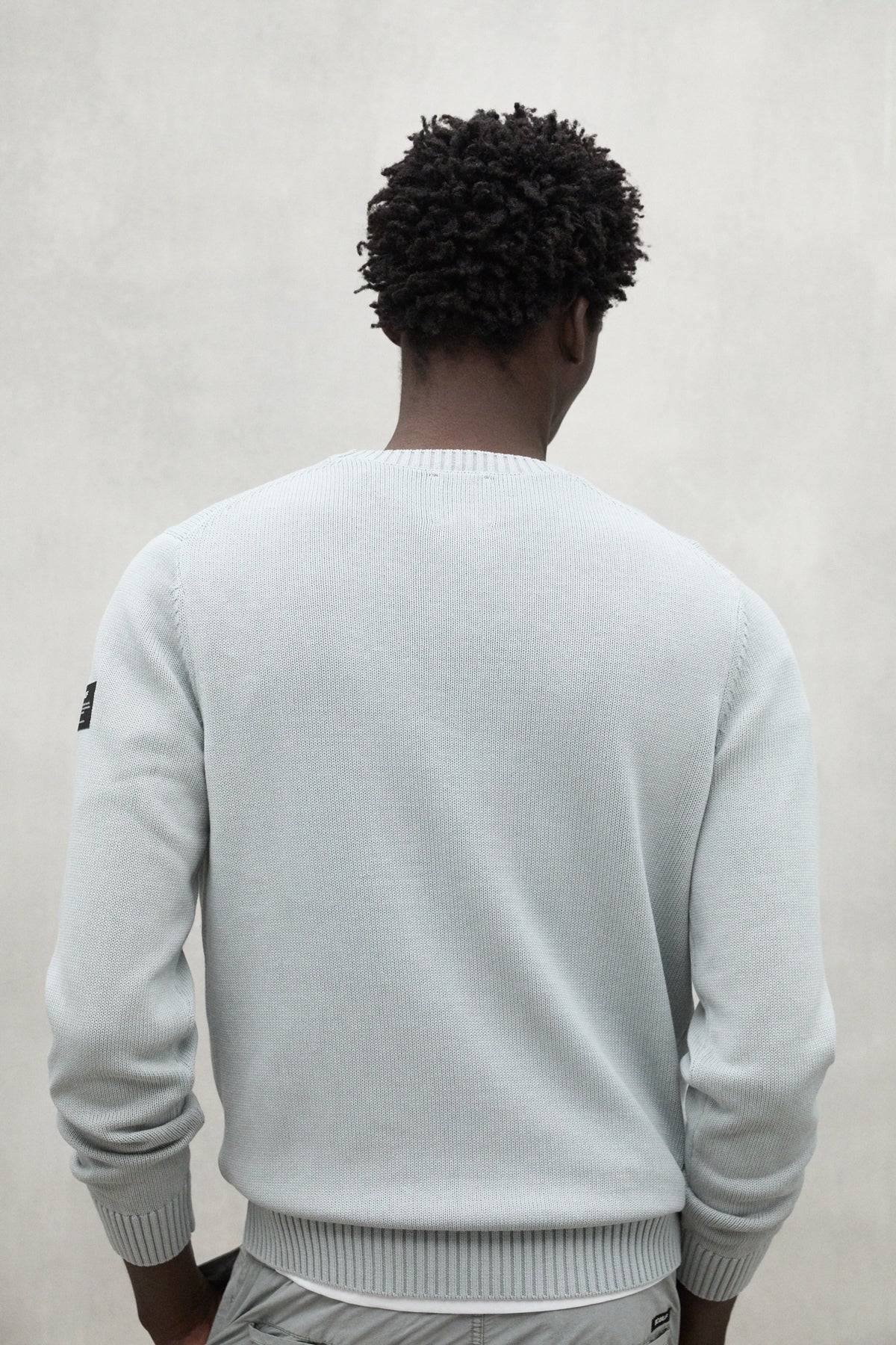 LIGHT GREY TAIL SWEATER
