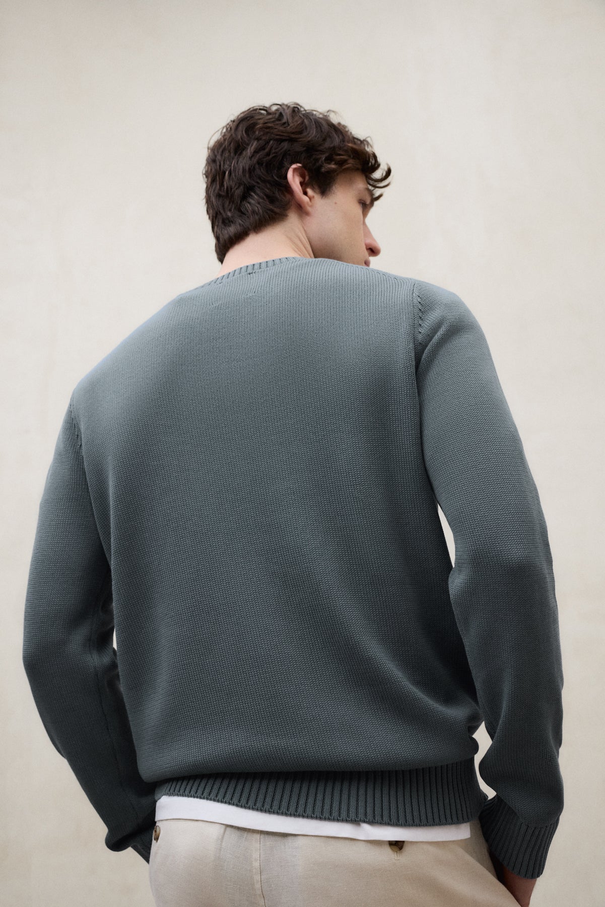 GREEN TAIL SWEATER