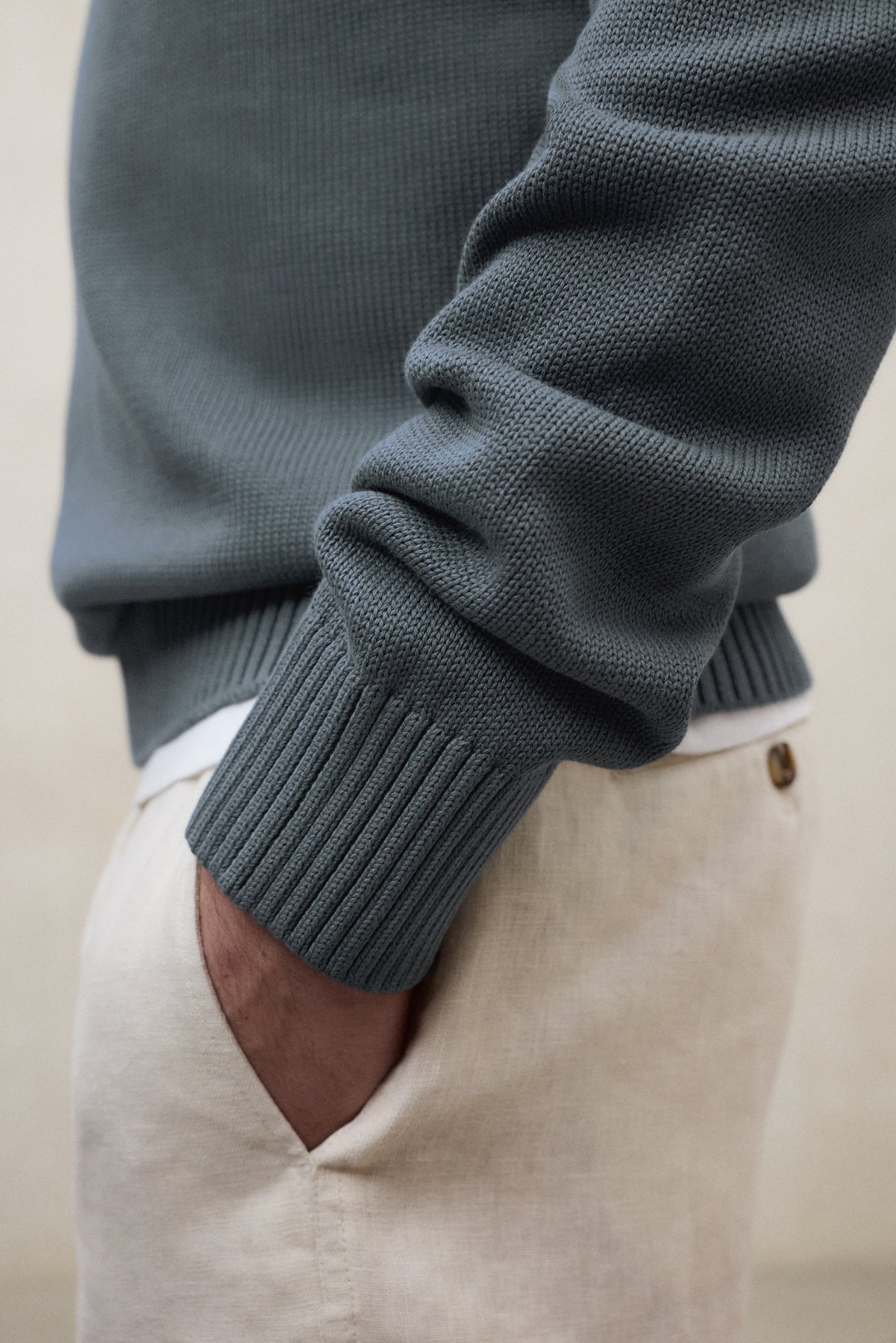 GREEN TAIL SWEATER