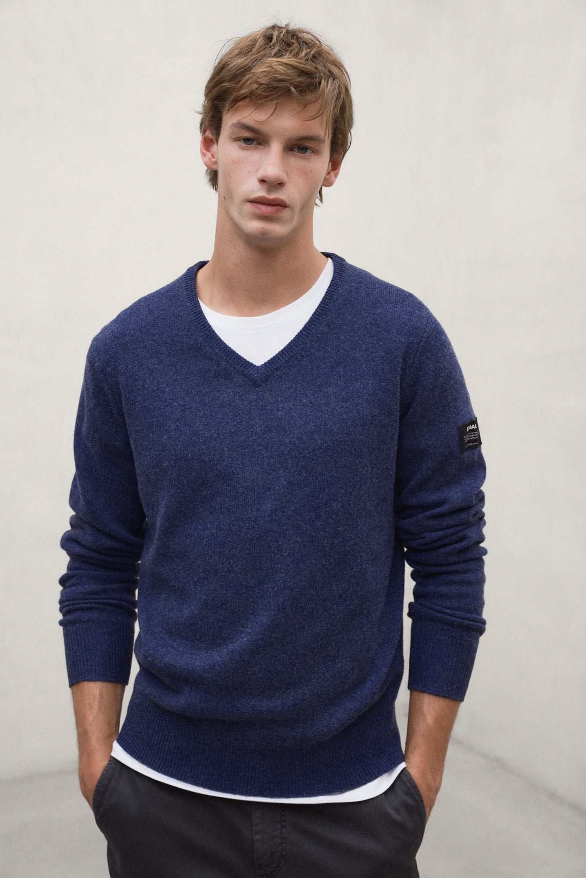 PULLOVER VALLE BLAU MIT ETIKETT