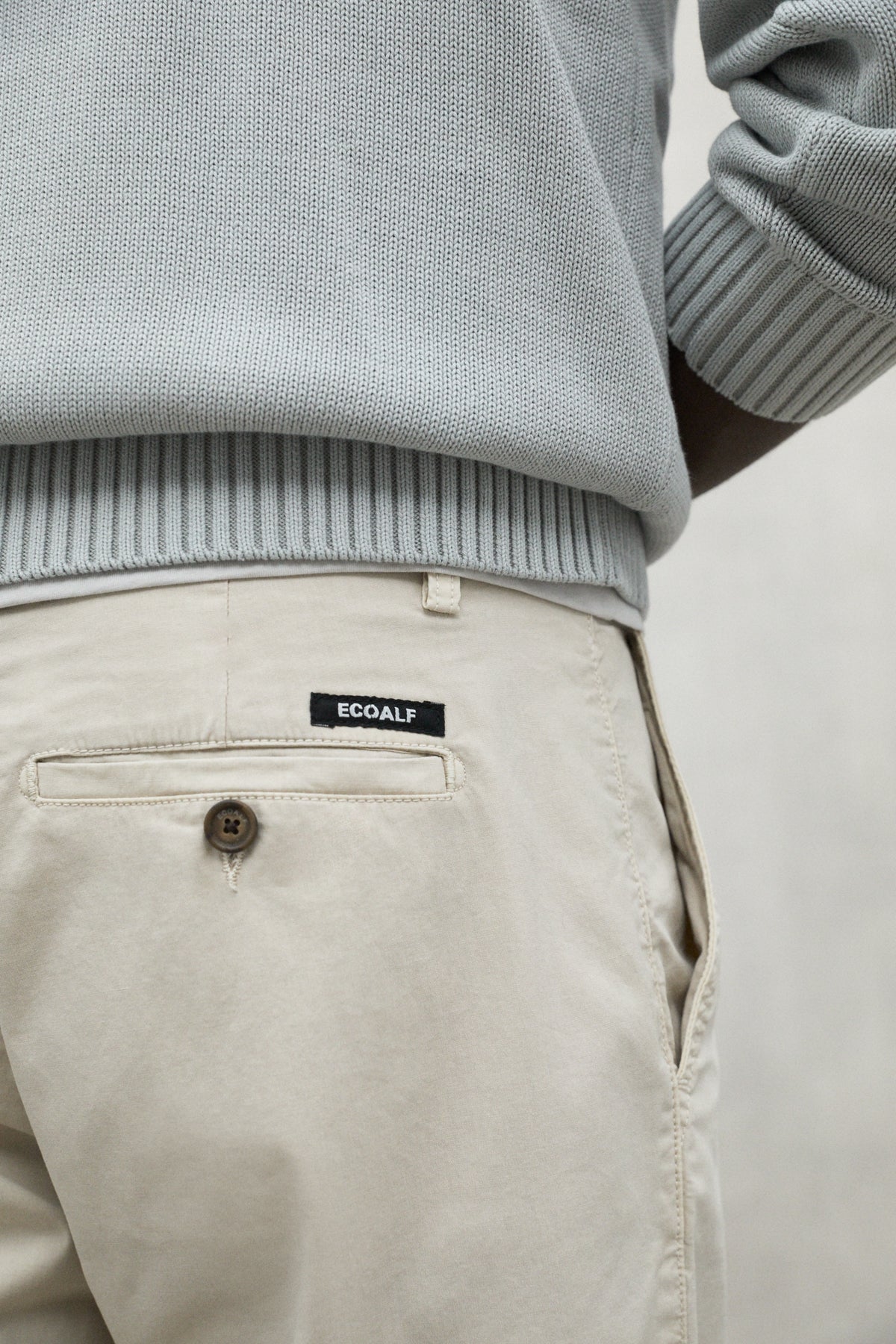HOSE ARAS BEIGE