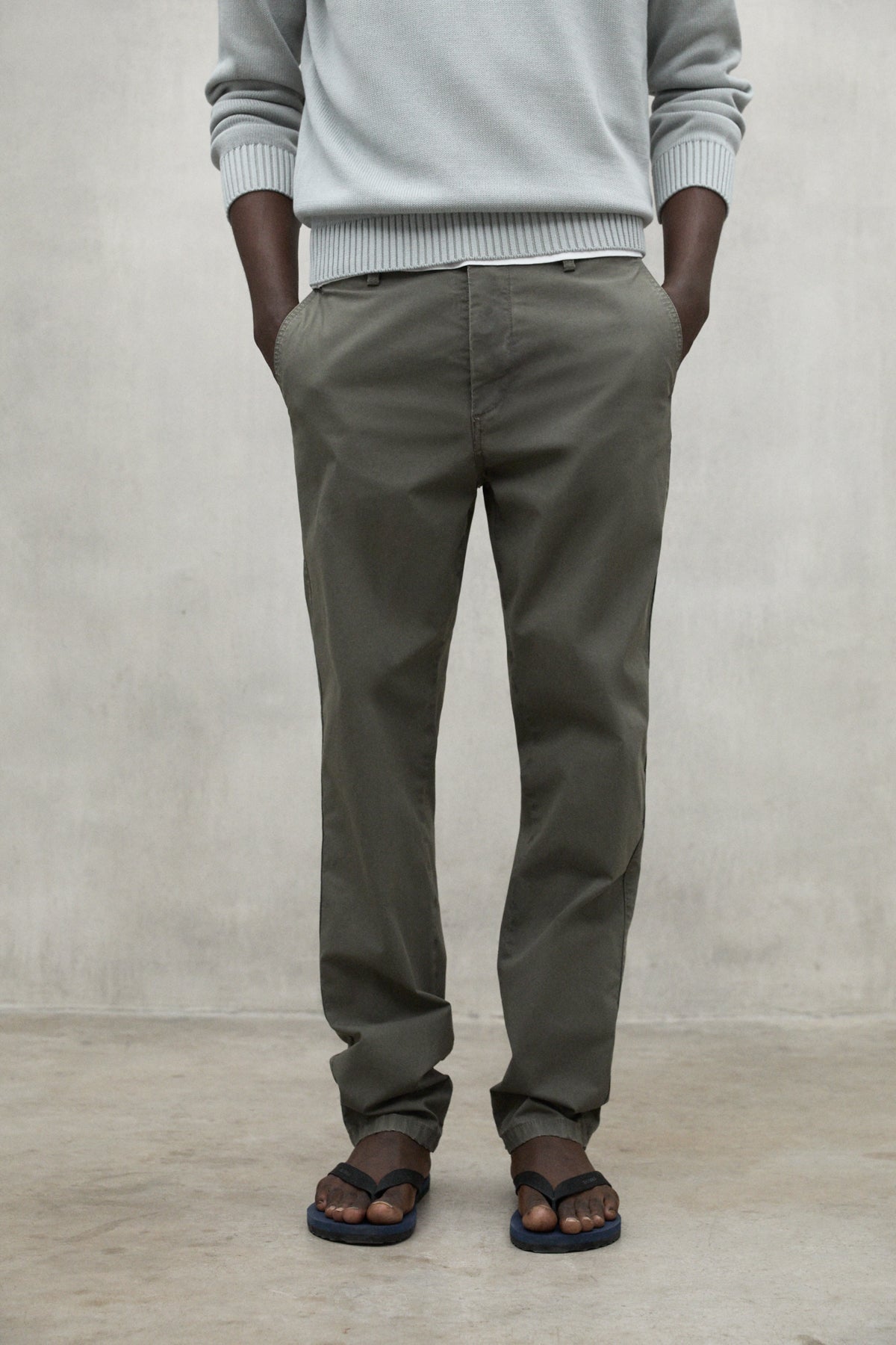 PANTALONI ARAS KAKI