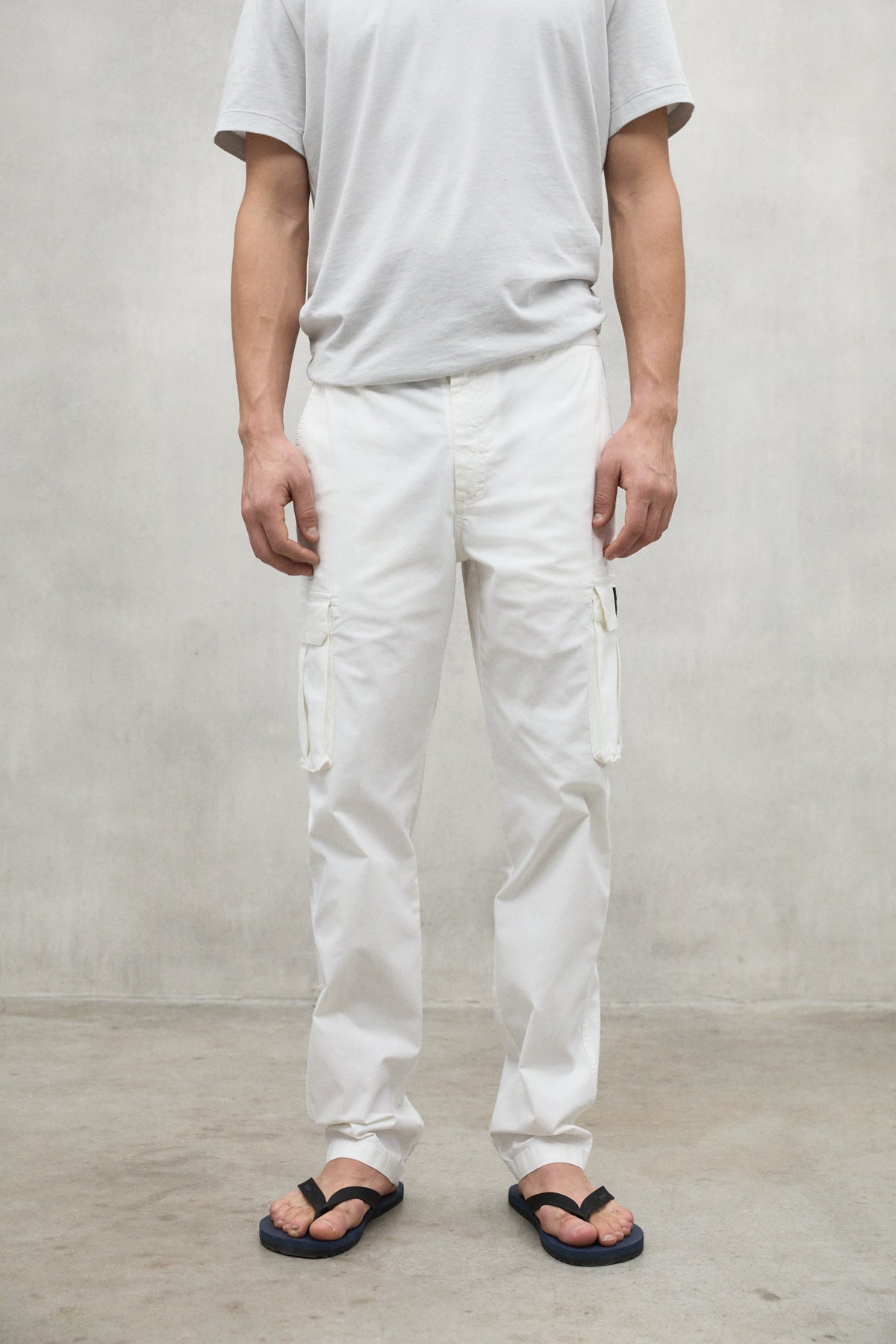 WHITE ETHICARGO TROUSERS