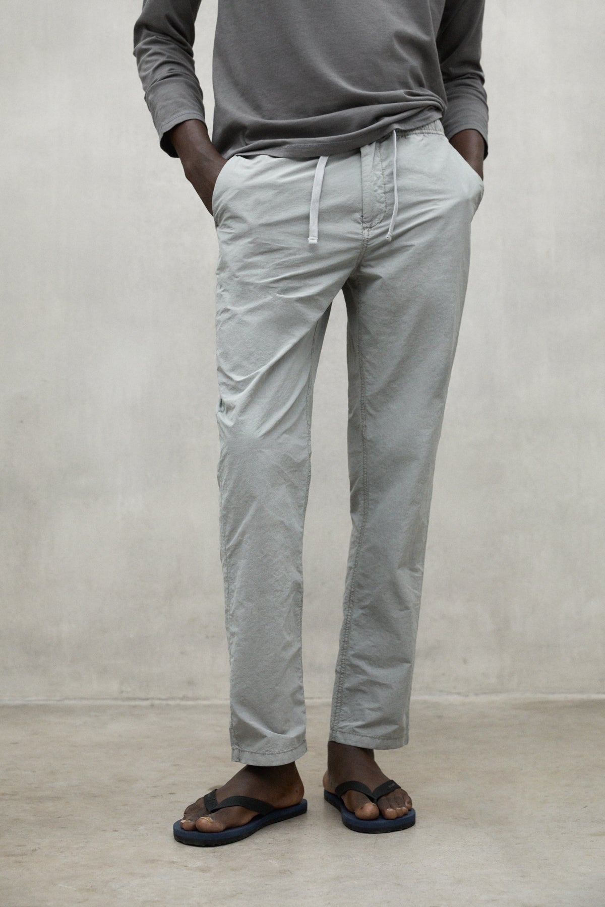 HOSE ETHIC NYLON HELLGRAU