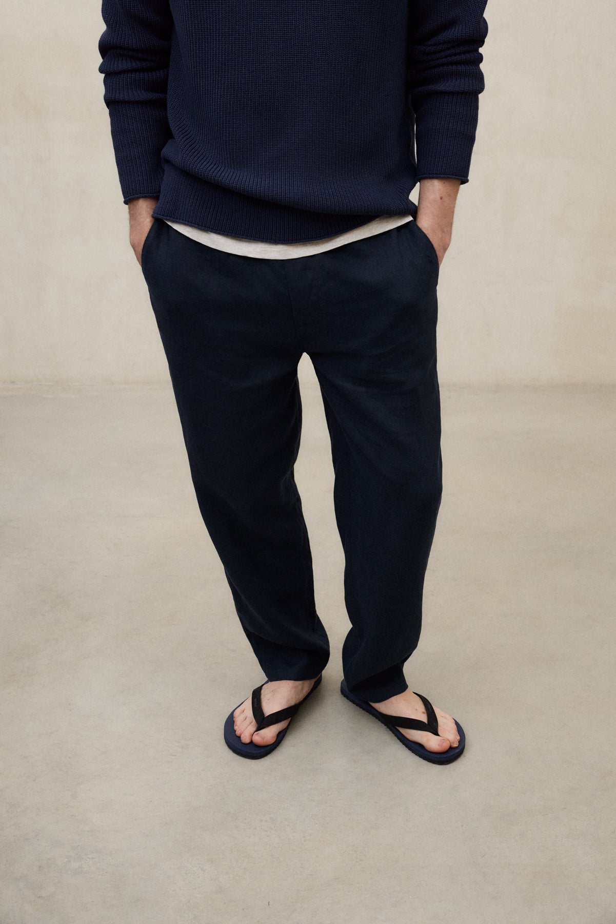 PANTALONES DE LINO ETHIWIN AZUL MARINO