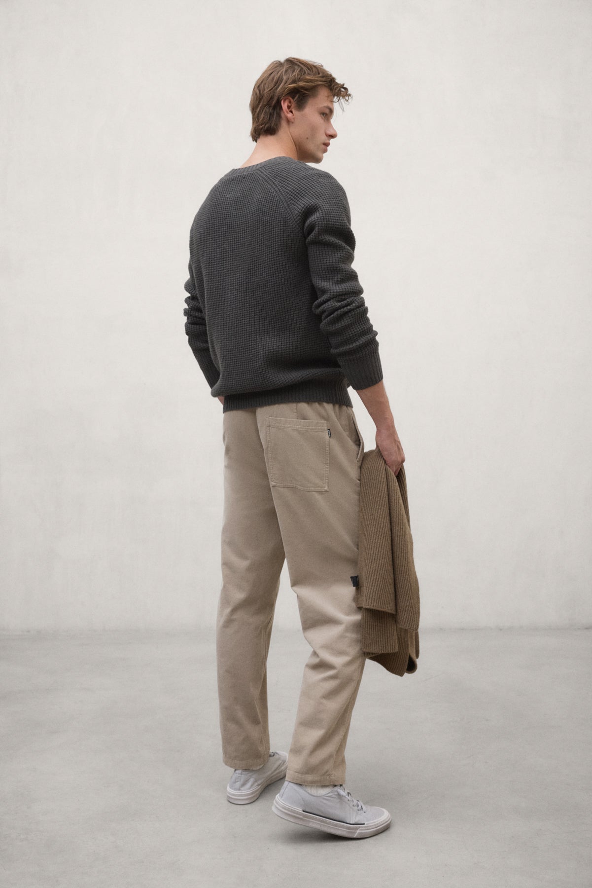 PANTALÓN DE PANA GINA BEIGE