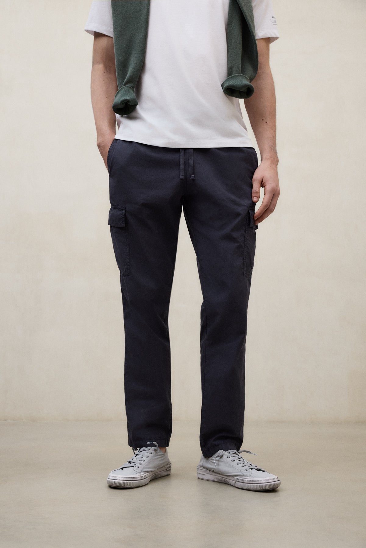 PANTALONES TARGO AZUL MARINO
