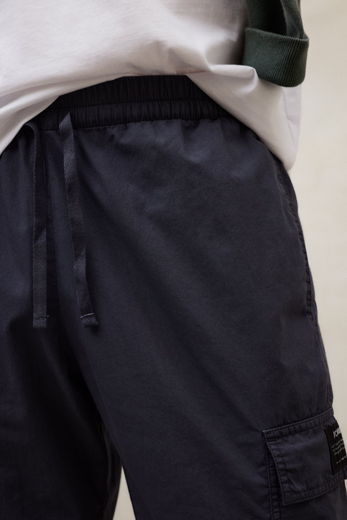 PANTALONES TARGO AZUL MARINO