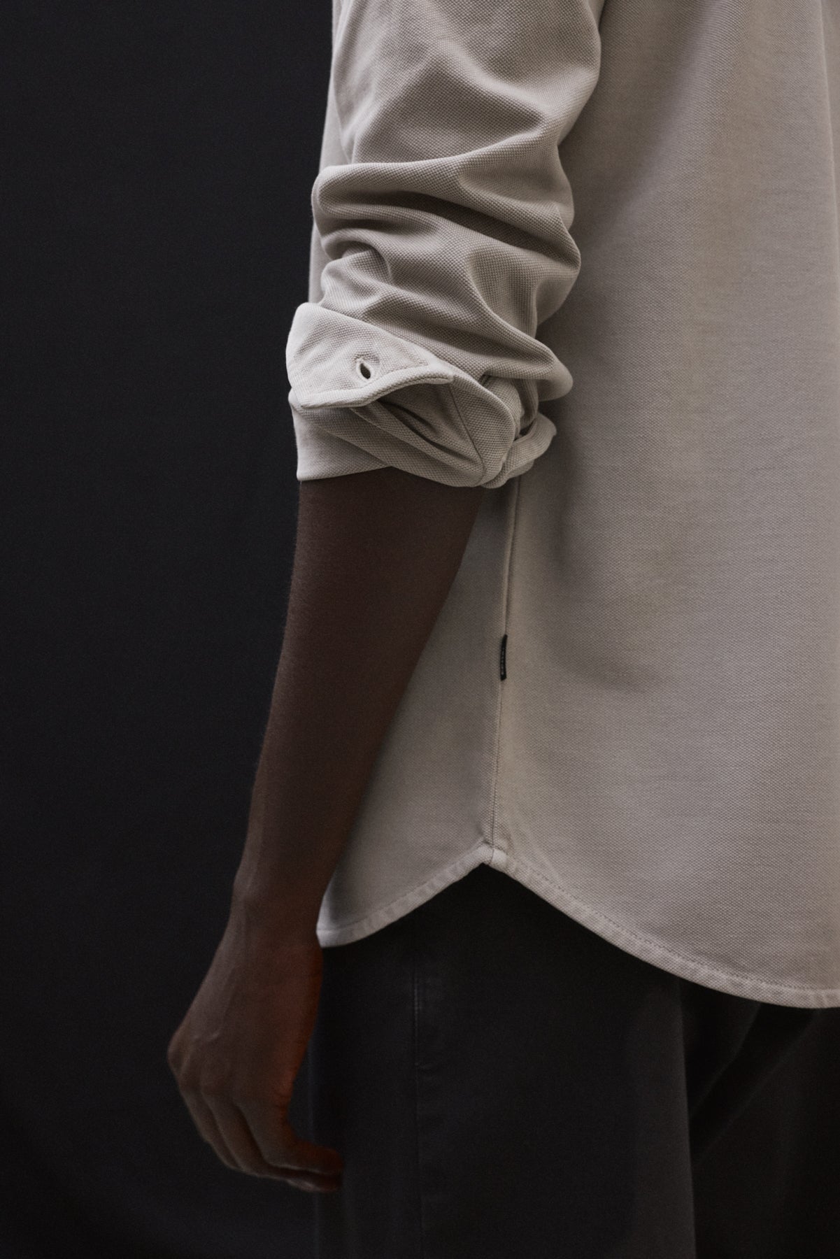 LIGHT GREY GOTHAM SHIRT