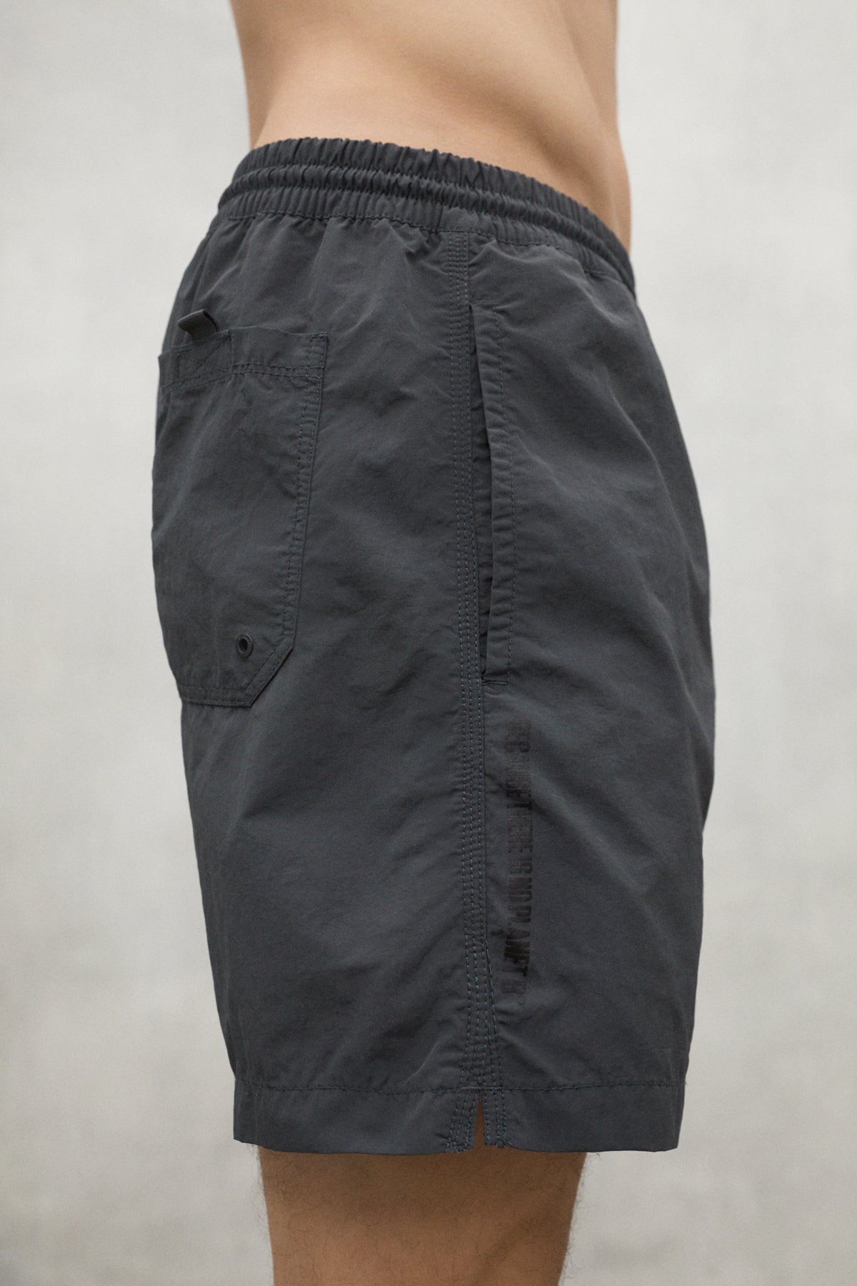 BADEHOSE LANAI DUNKELGRAU