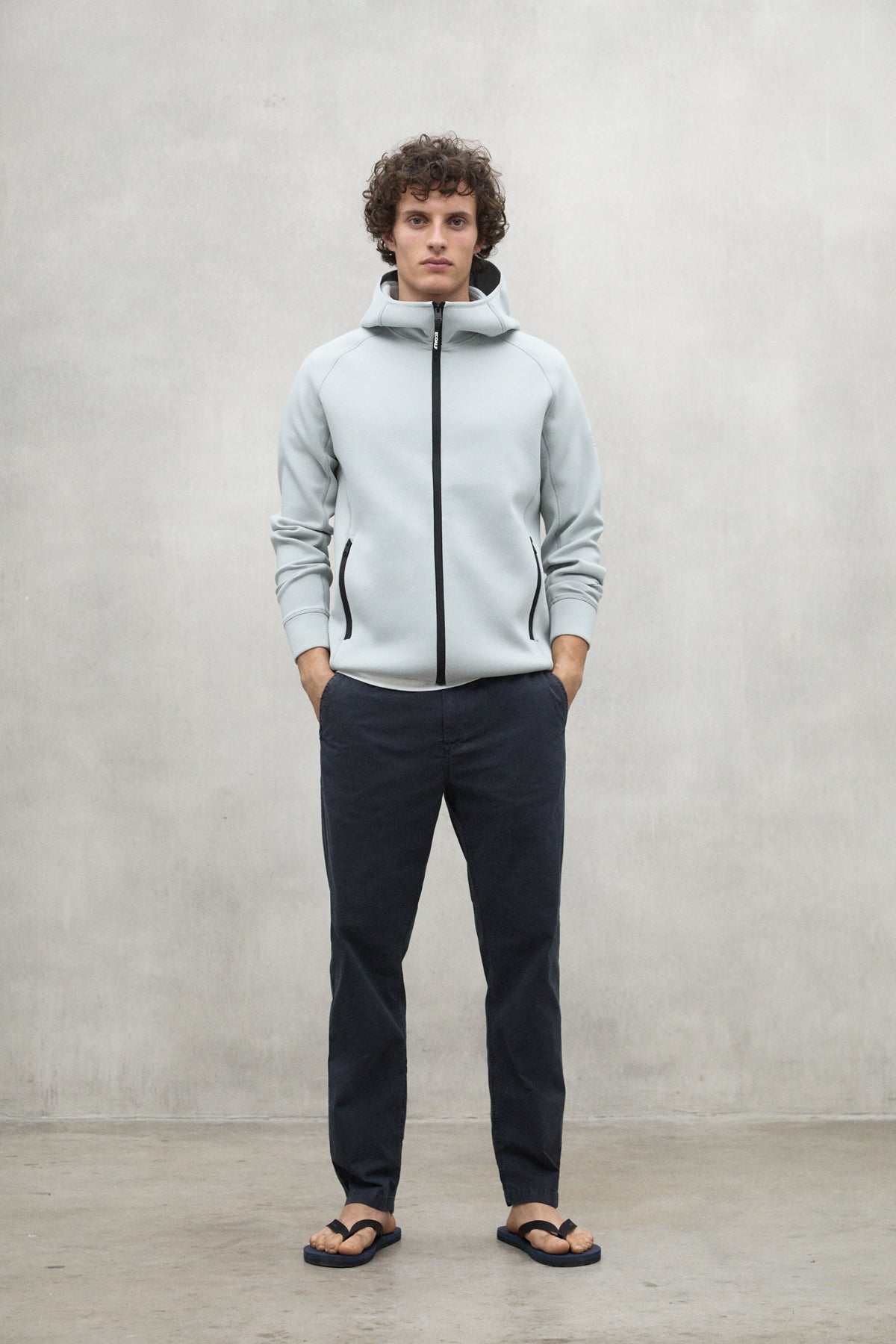 WHITE DASHEN SWEATSHIRT