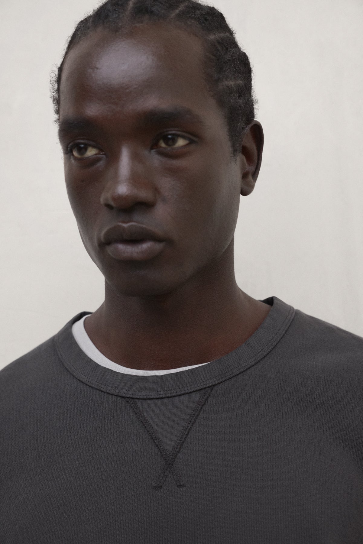 DARK GREY GOLA SWEATSHIRT