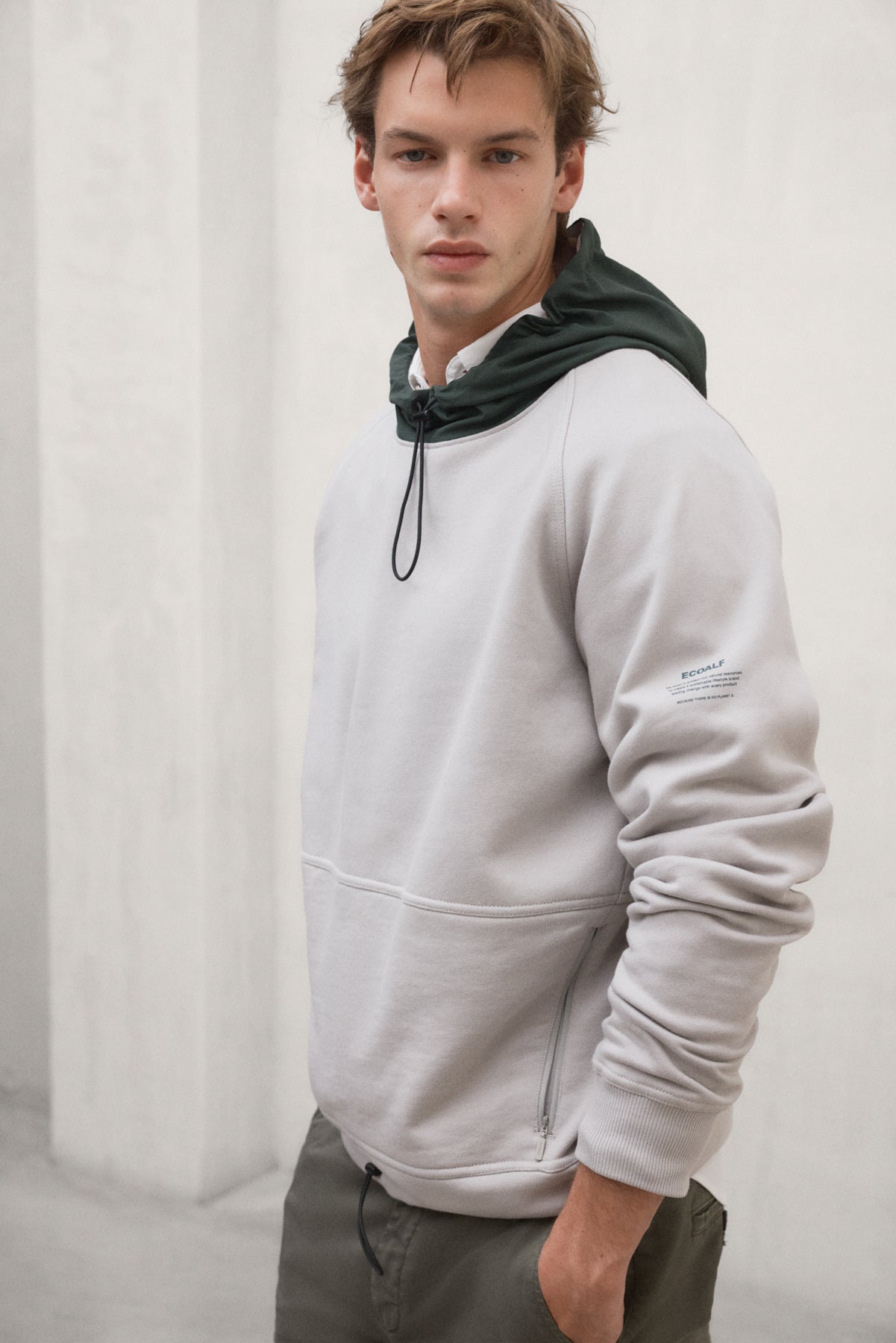 LIGHT GREY JAON HOODIE