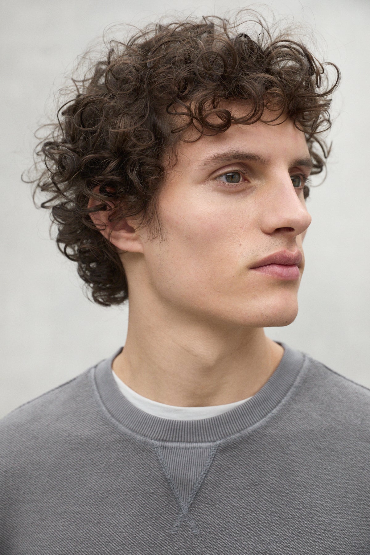 SUDADERA NEWARK GRIS OSCURO