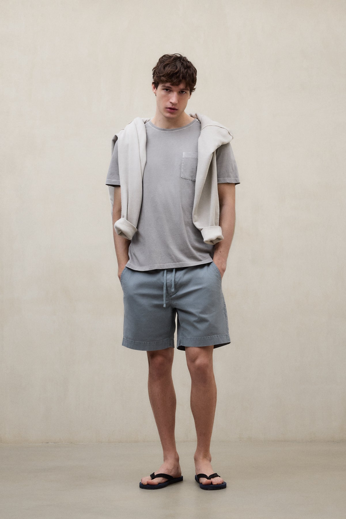 DARK GREY ALMA T-SHIRT
