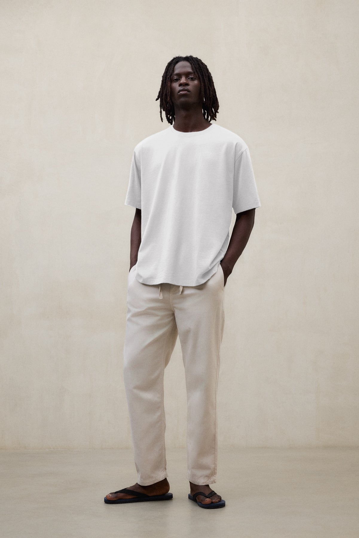 WHITE MUND T-SHIRT
