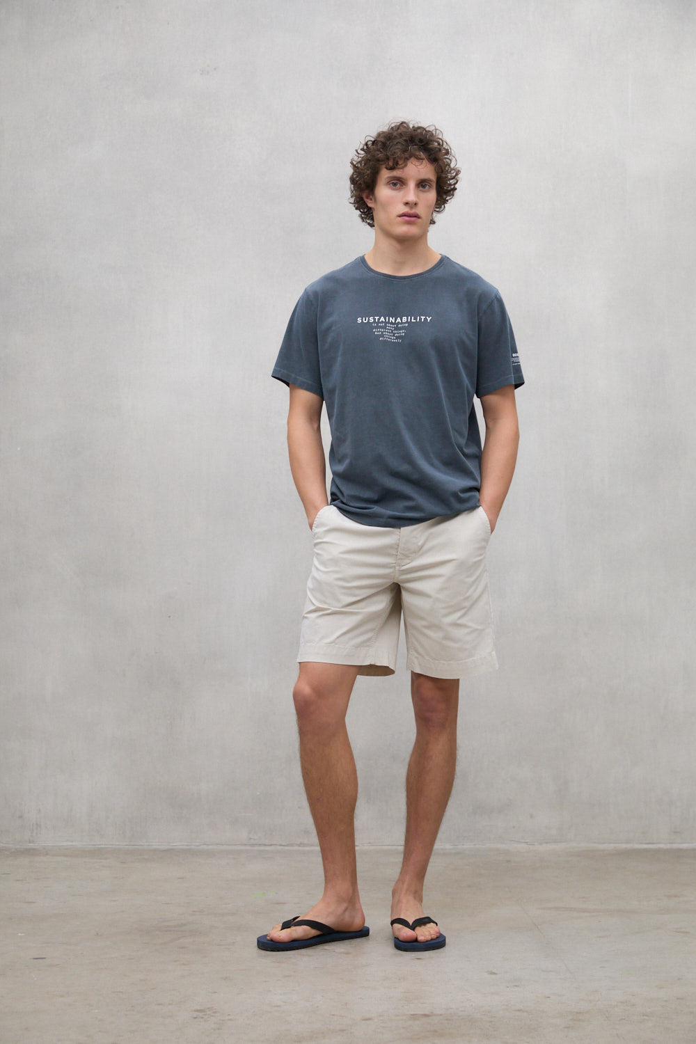 WHITE PUHI T-SHIRT