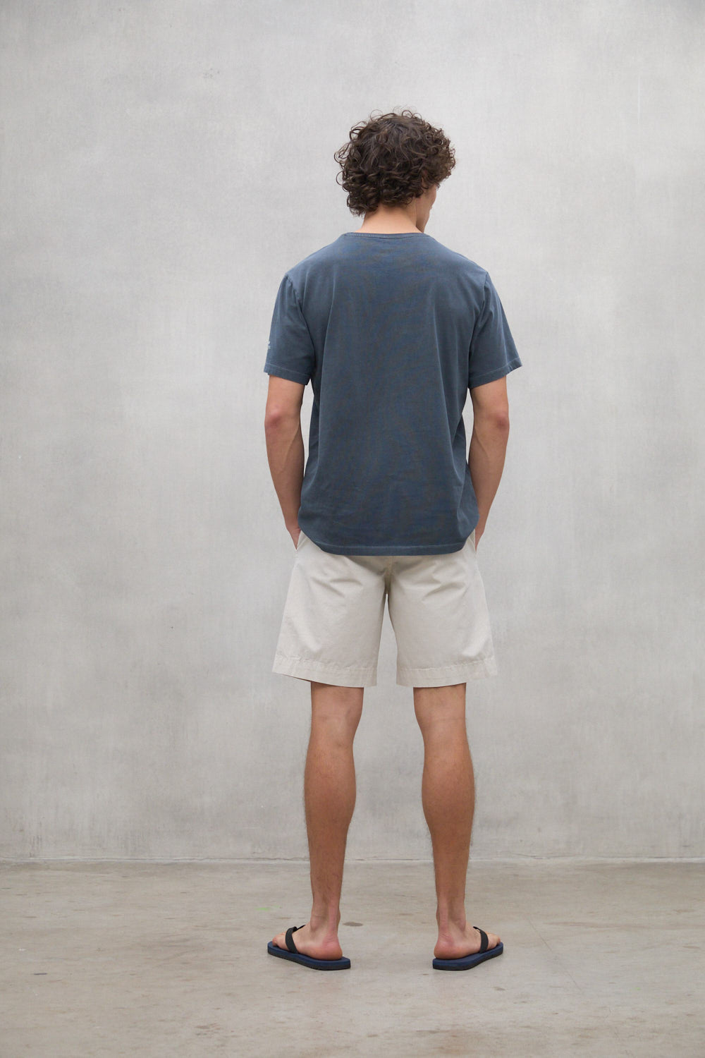 WHITE PUHI T-SHIRT