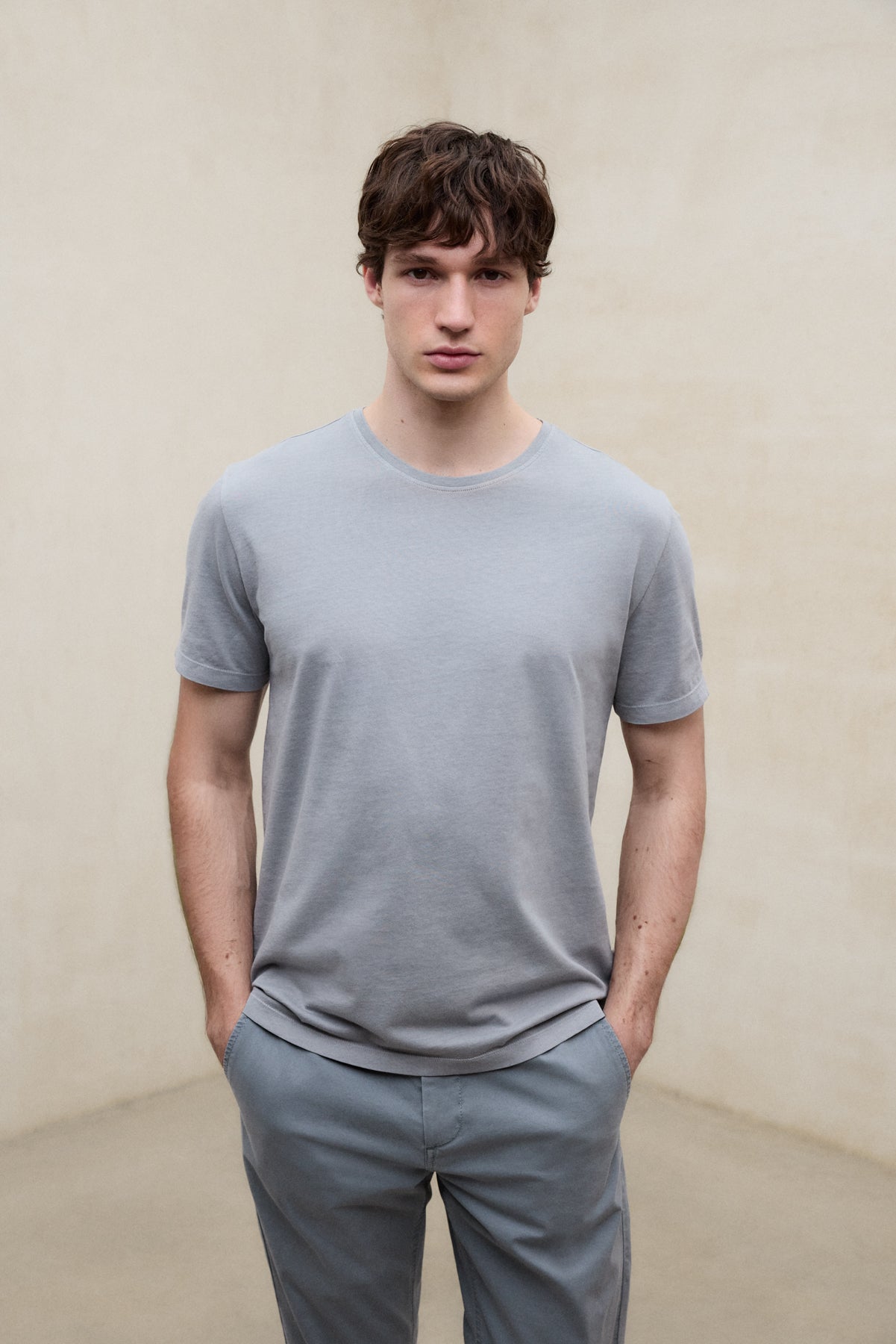 GREY VENT T-SHIRT