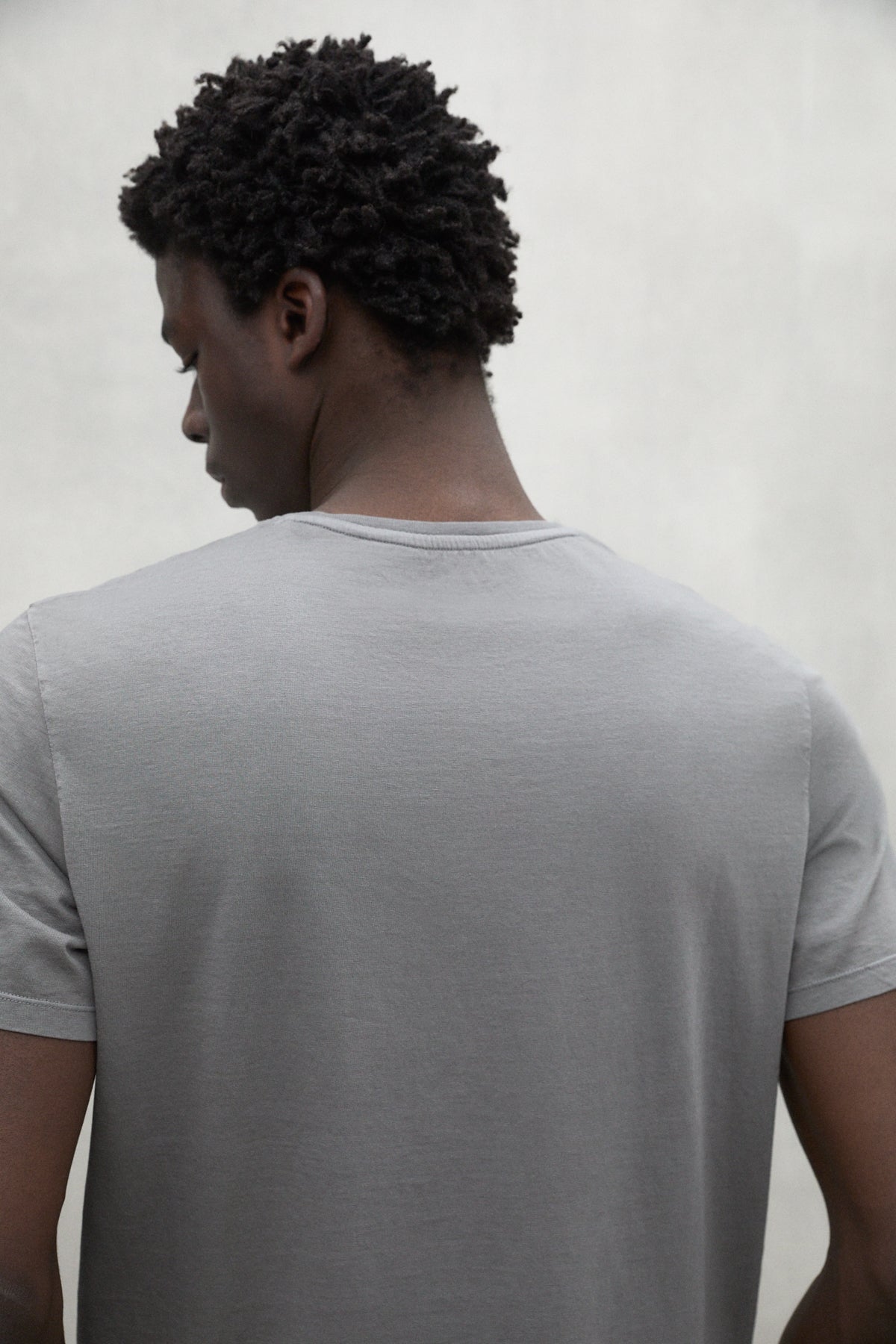 DARK GREY VENT T-SHIRT