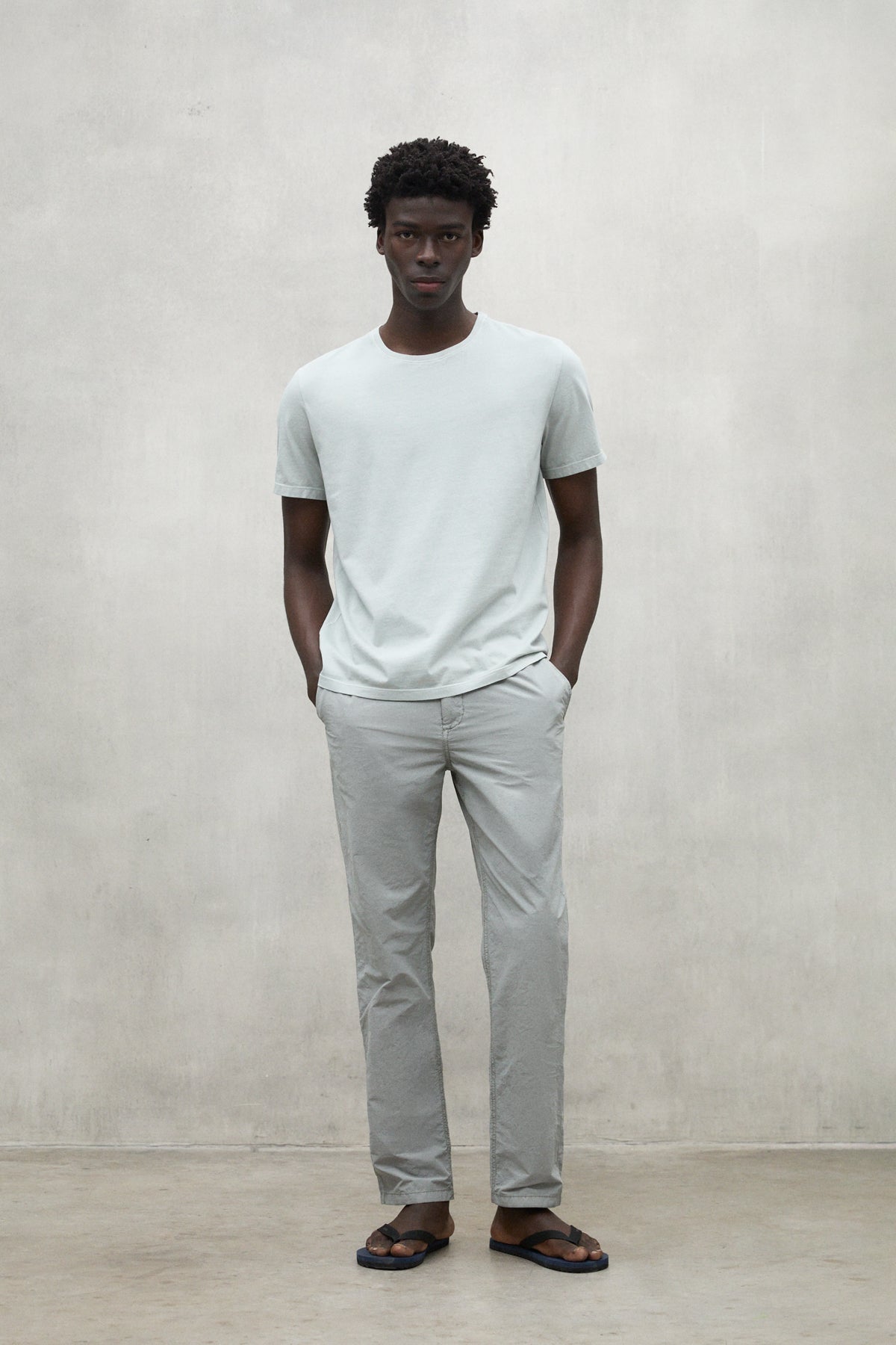 WHITE VENT T-SHIRT
