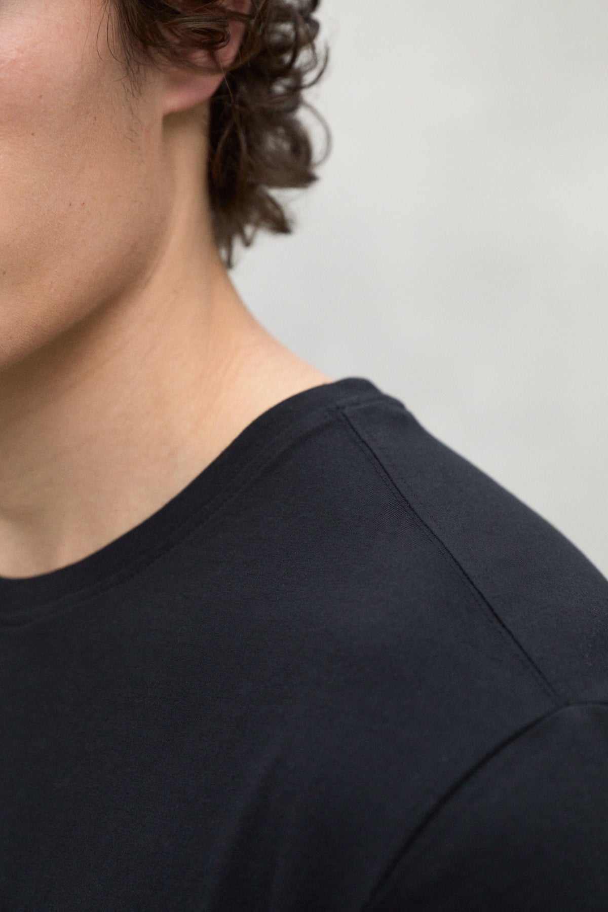 REGENERATION VENT T-SHIRT SCHWARZ