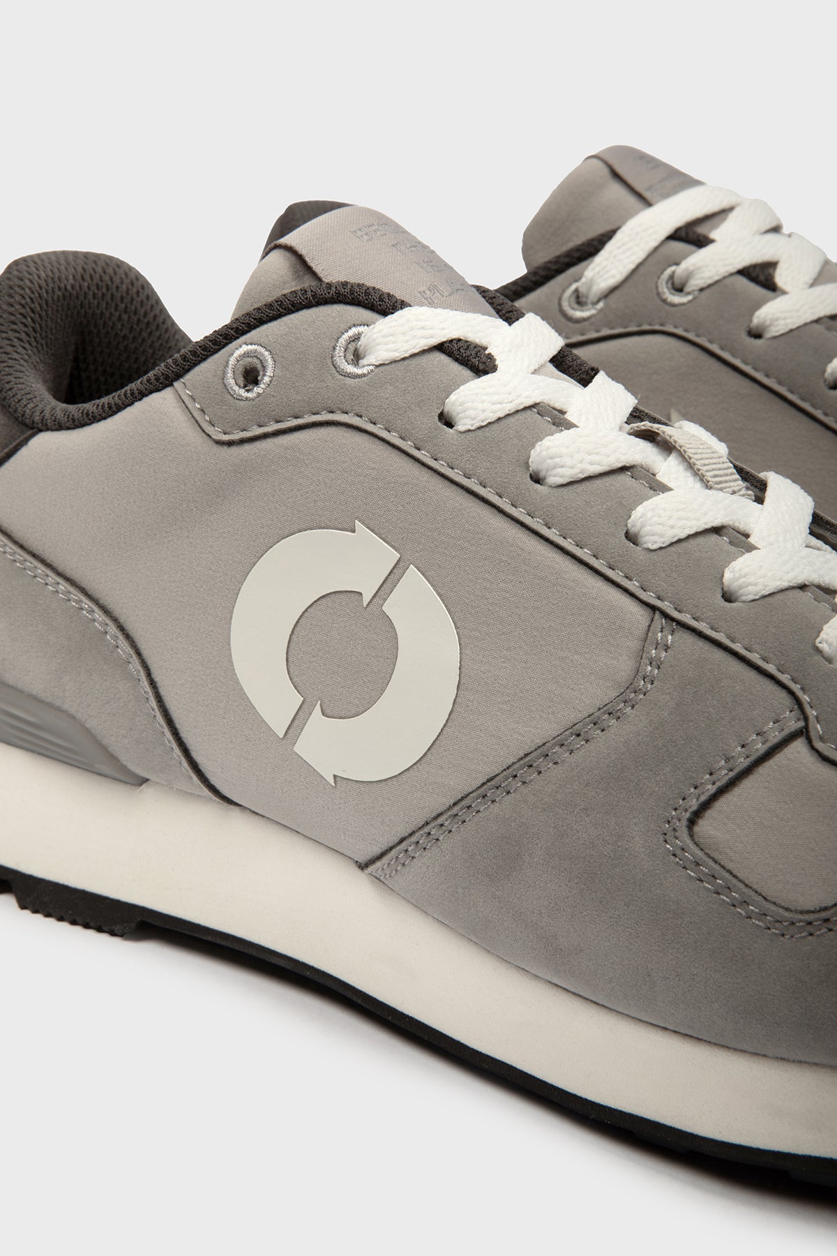 SCHUHE UCLA GRAU