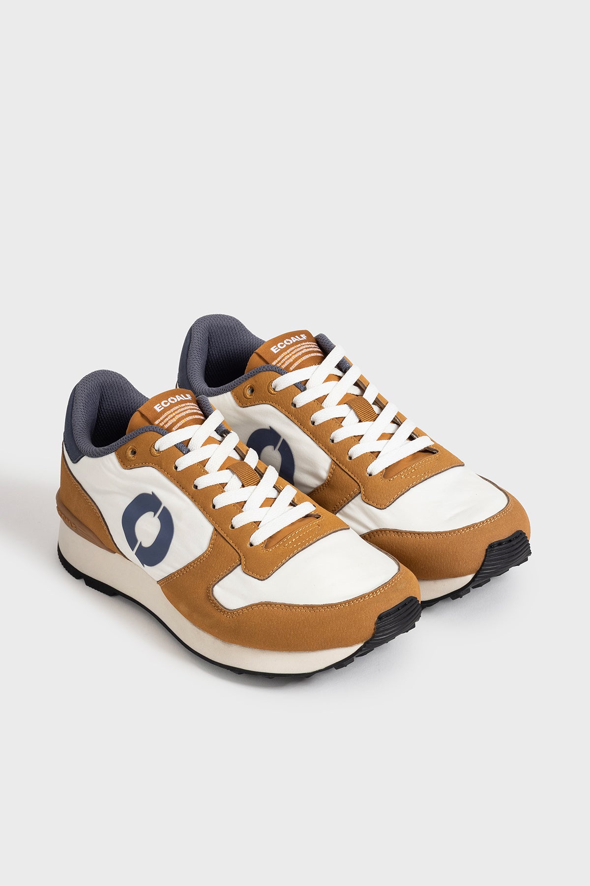 BEIGE AND ORANGE UCLA TRAINERS