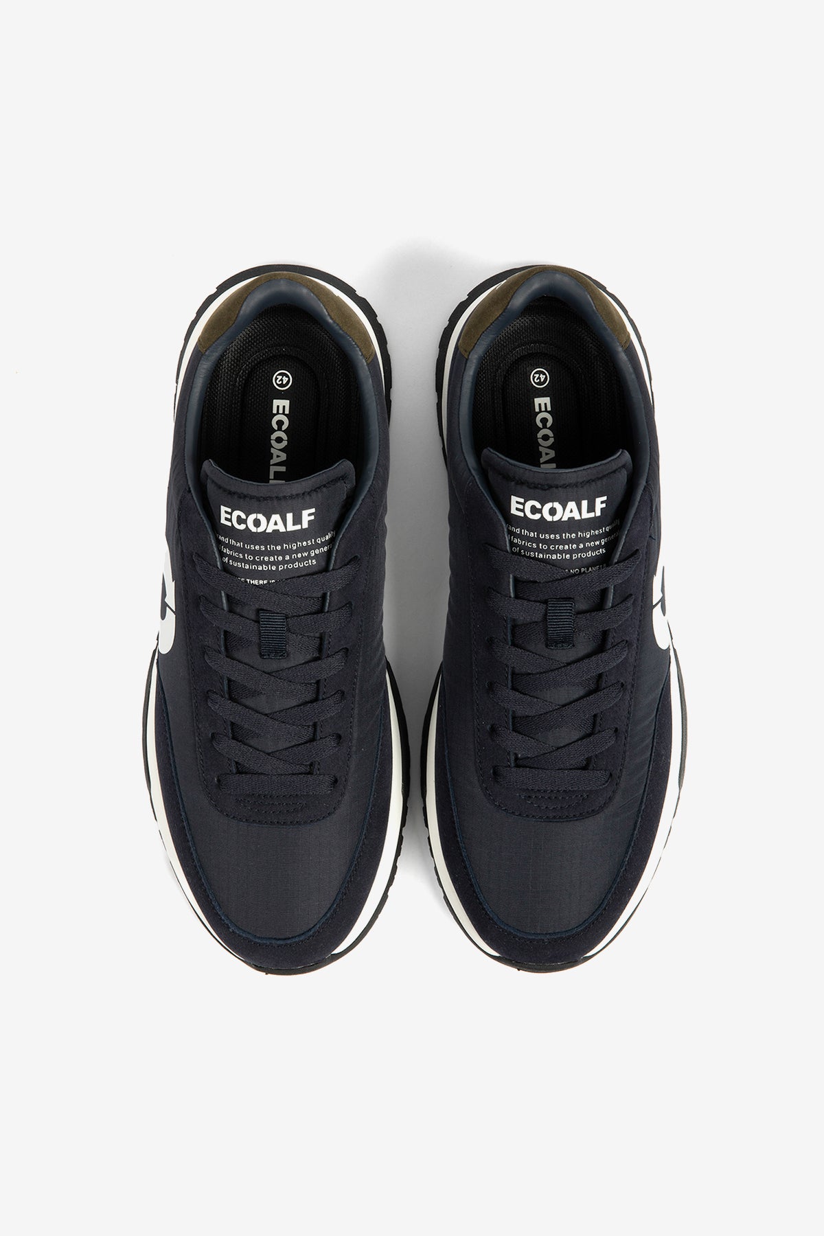 NAVY BLUE/BROWN VENTURA TRAINERS