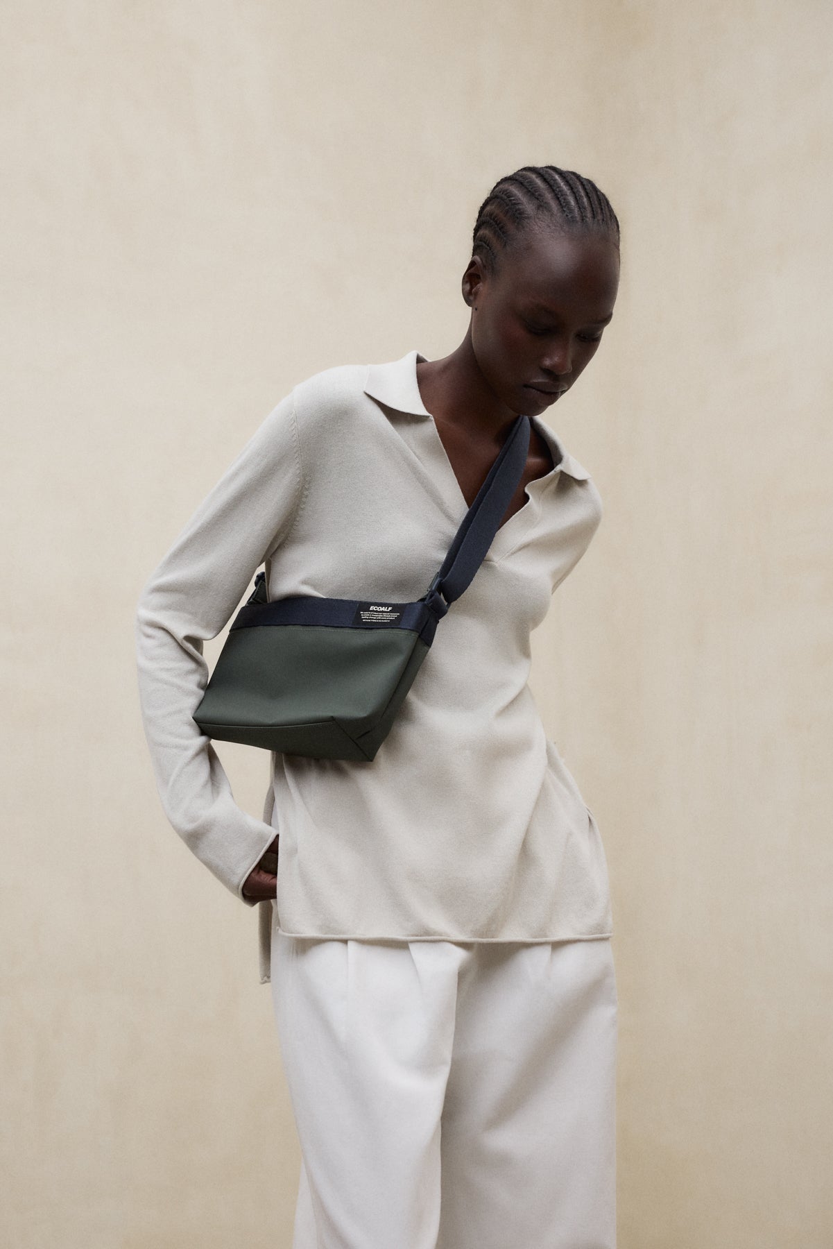 KHAKI ARENY SHOULDER BAG