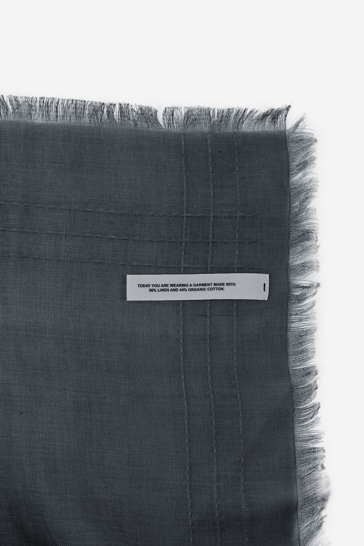DARK GREY FITZROY SCARF