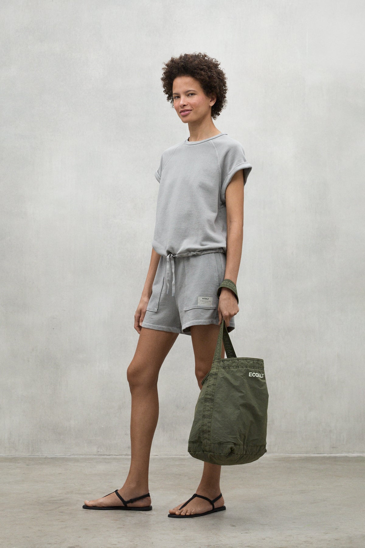KHAKI RIO BUCKET BAG