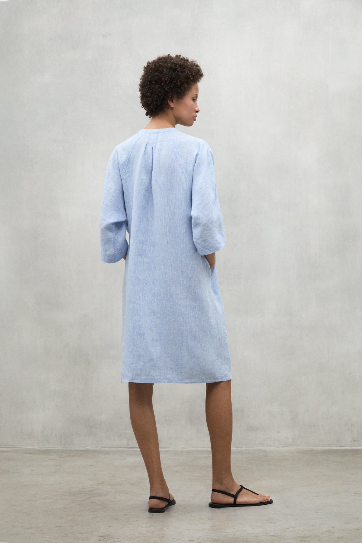 SHORT LIGHT BLUE LEA DRESS