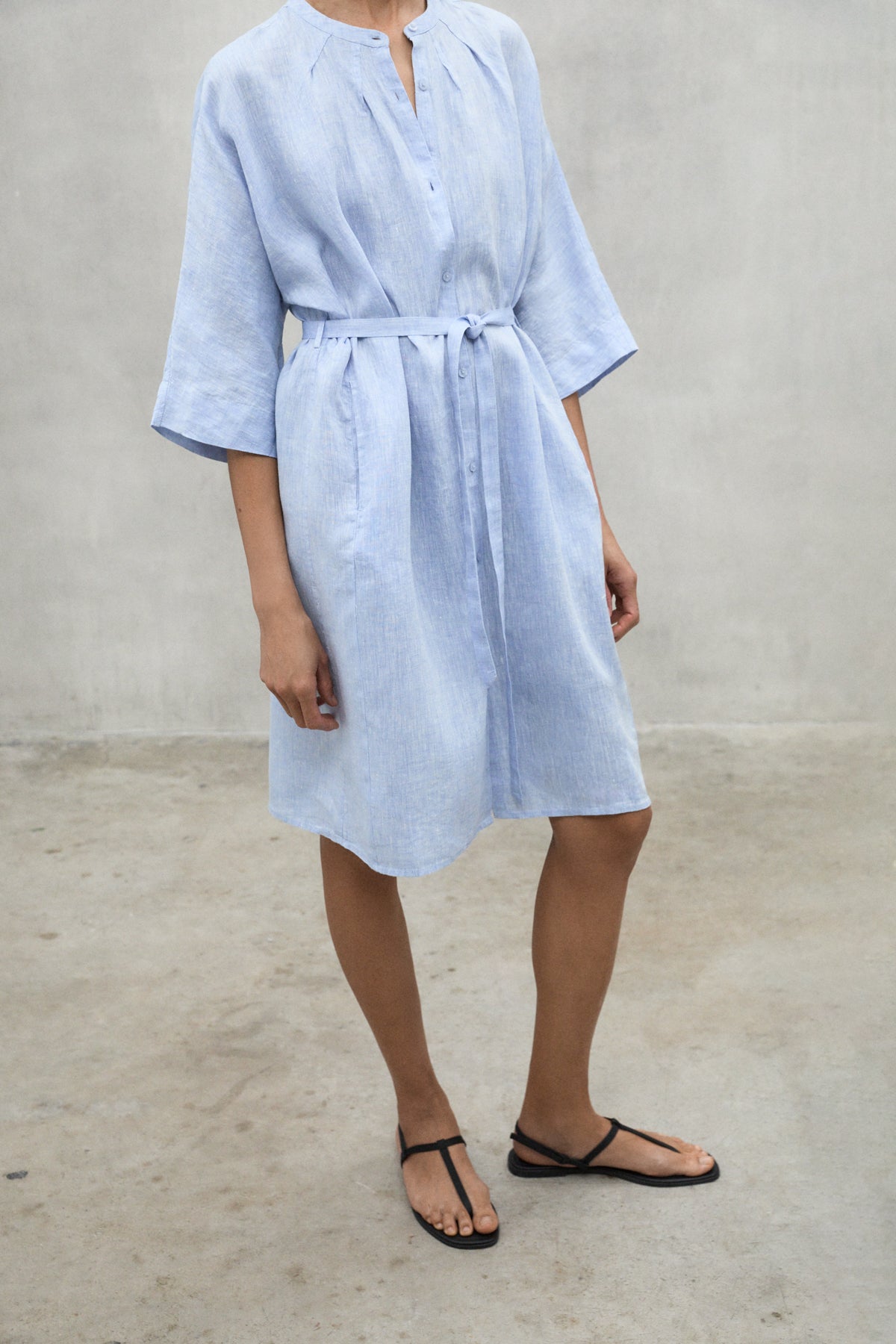 SHORT LIGHT BLUE LEA DRESS