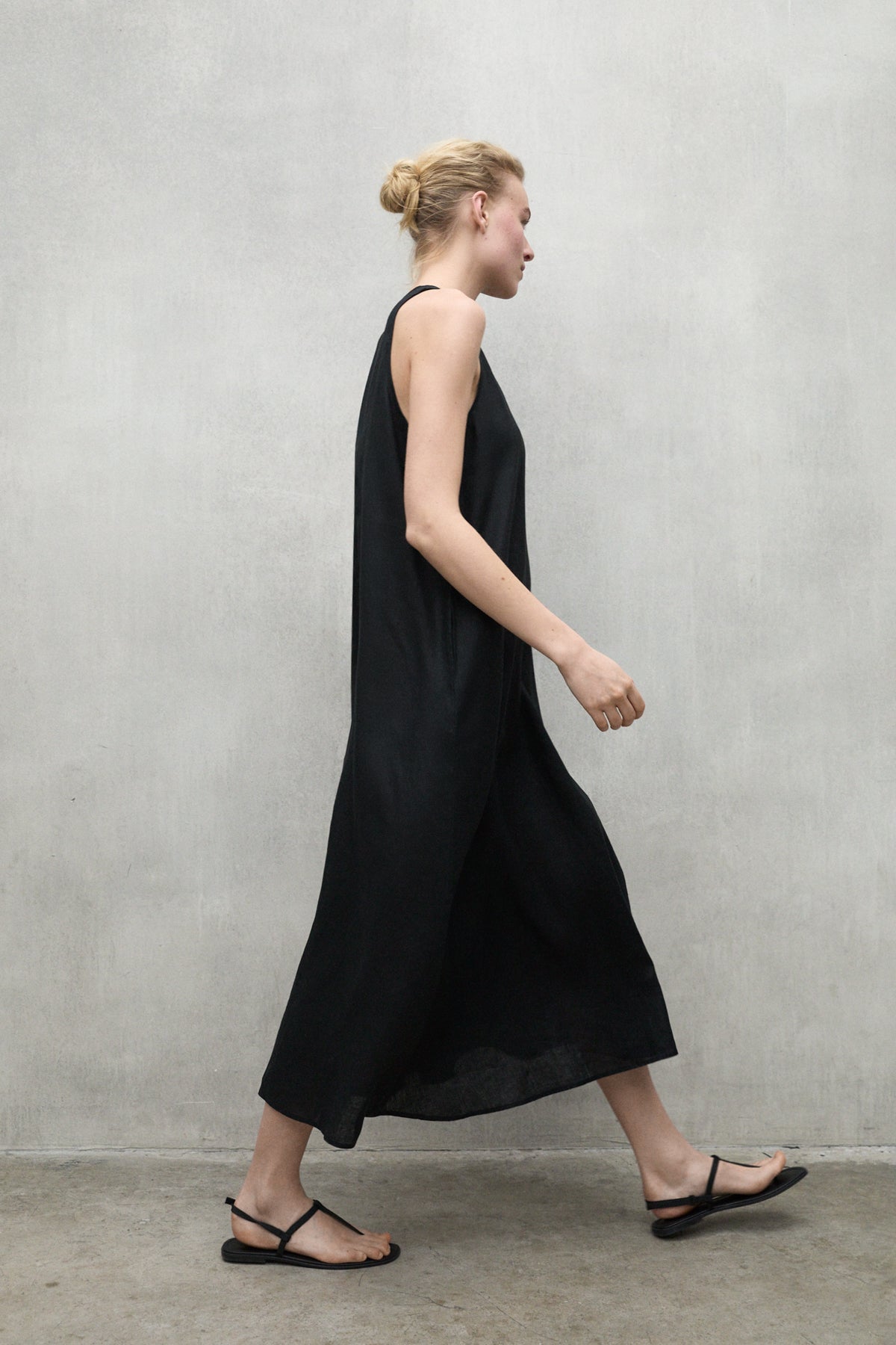 BLACK UKARA DRESS