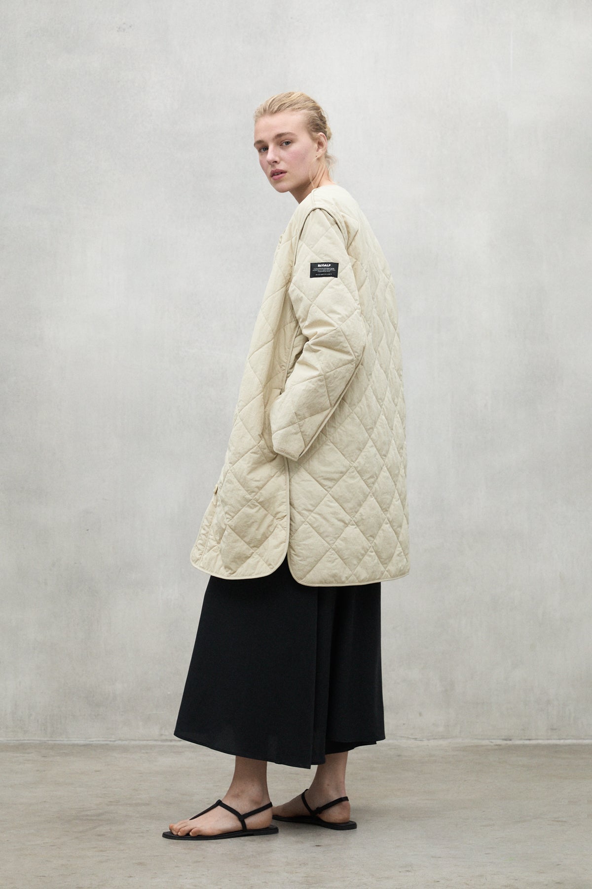 BEIGE MAYEN JACKET