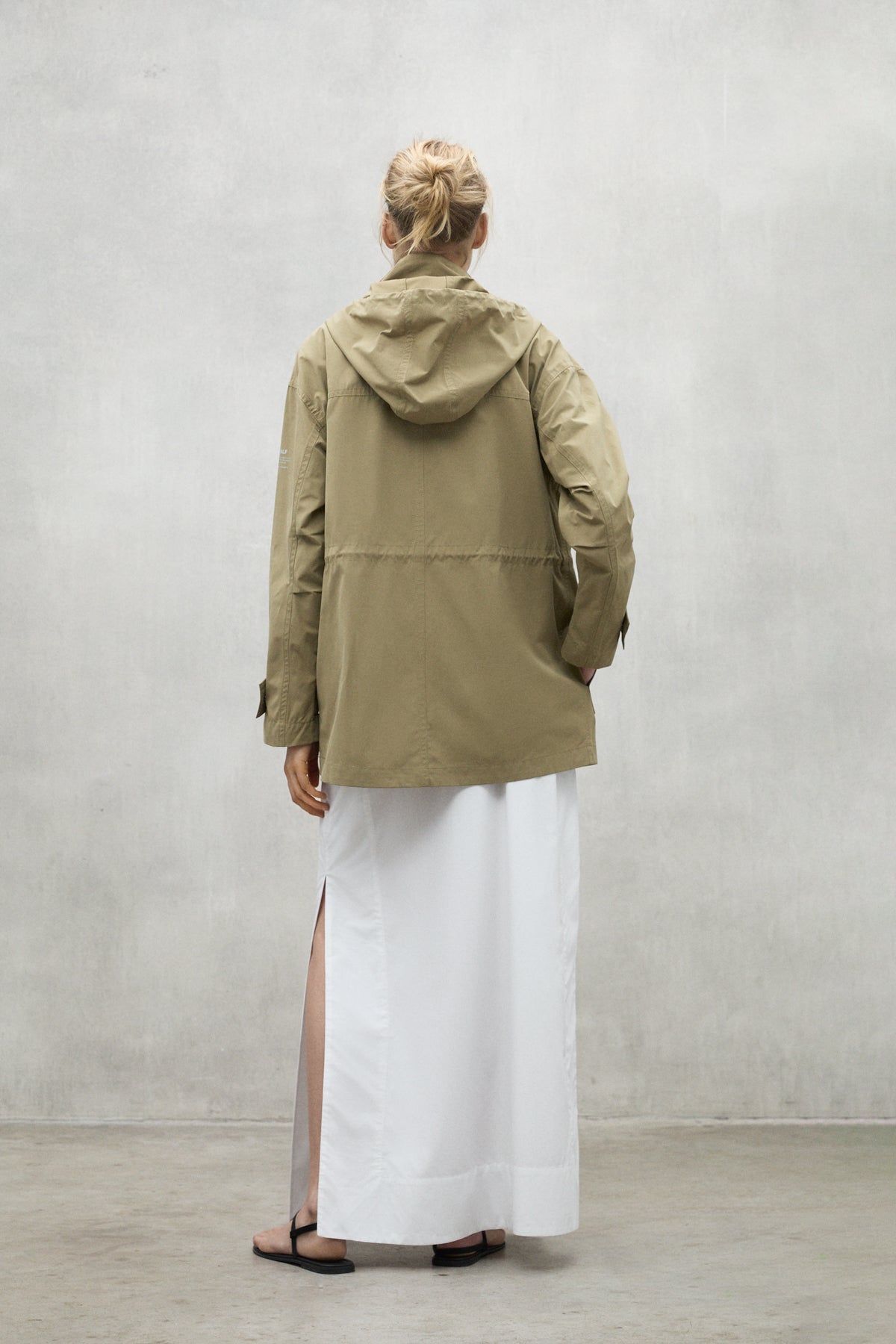 JACKE TABUR KHAKI