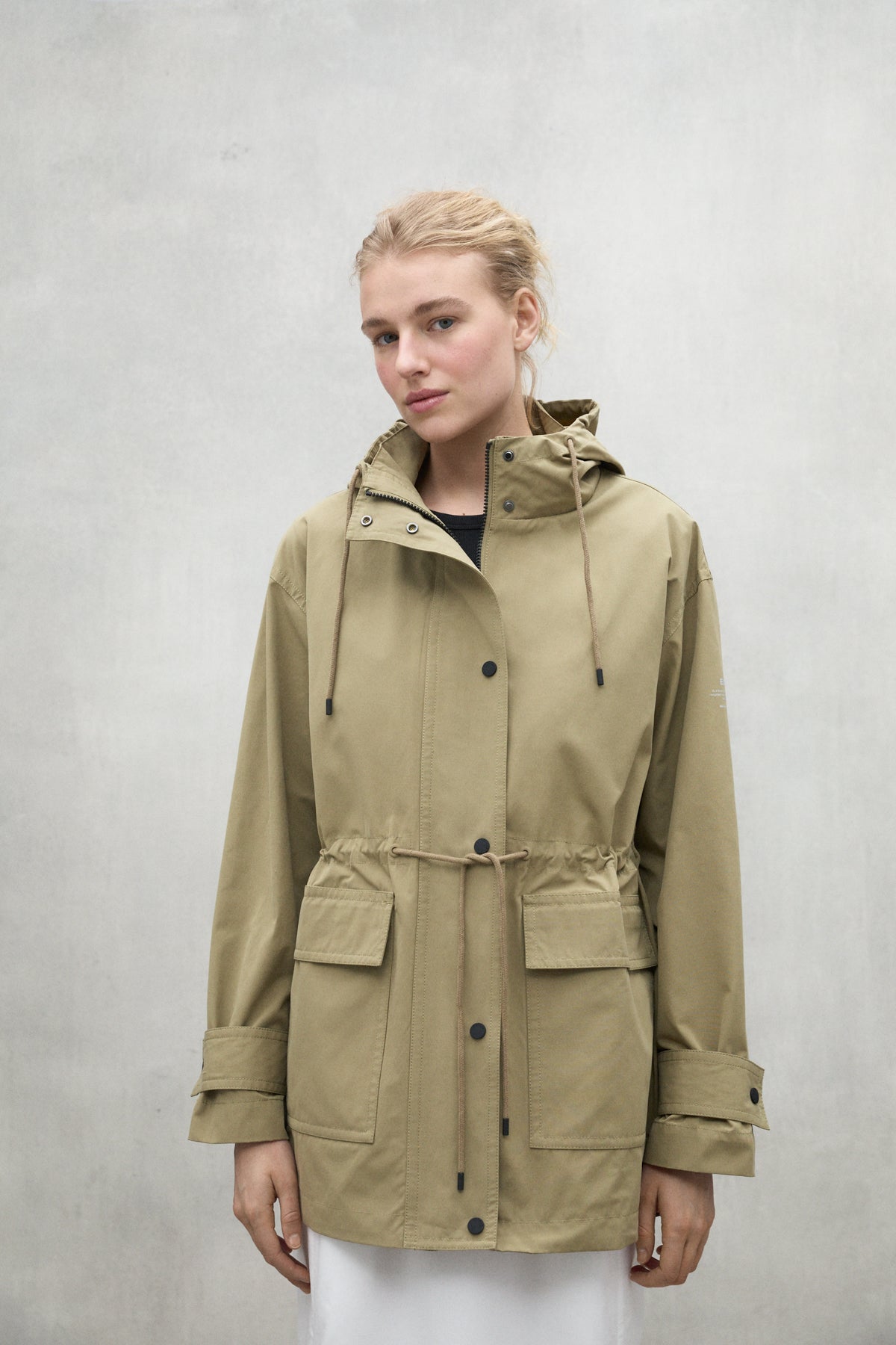 JACKE TABUR KHAKI