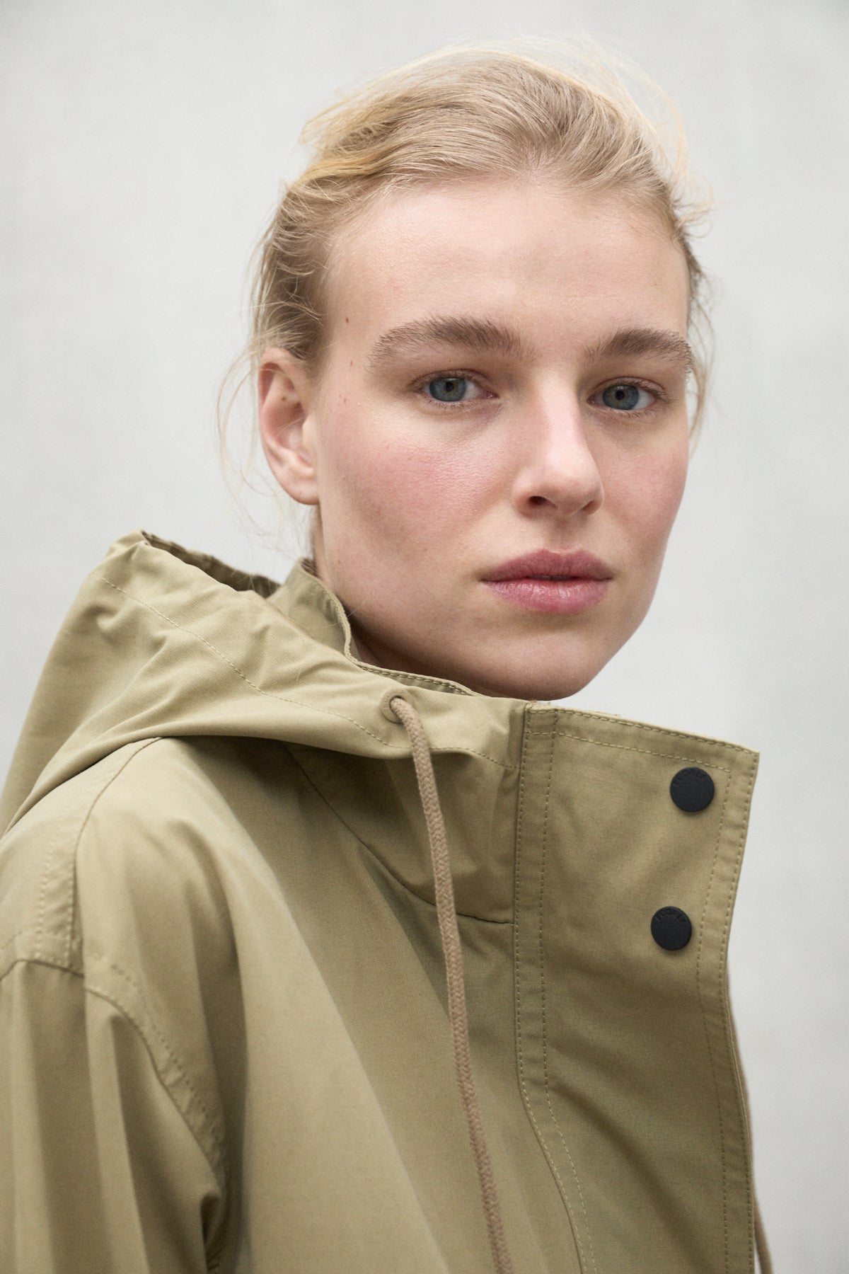 JACKE TABUR KHAKI