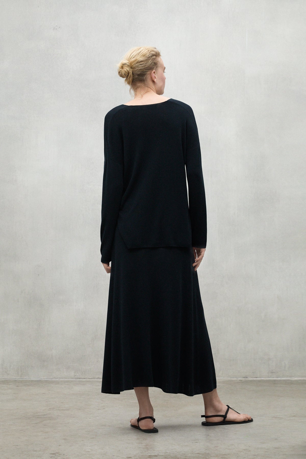 BLACK GRACILI SWEATER