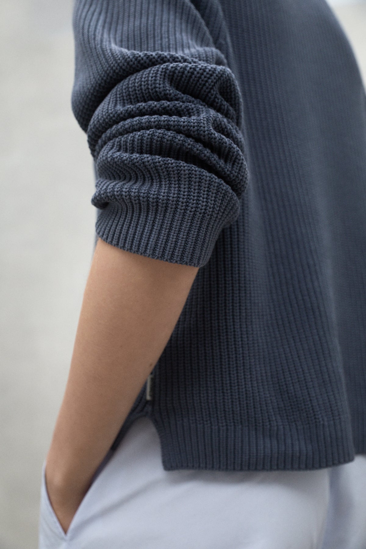 PULL INGA GRIS FONCÉ